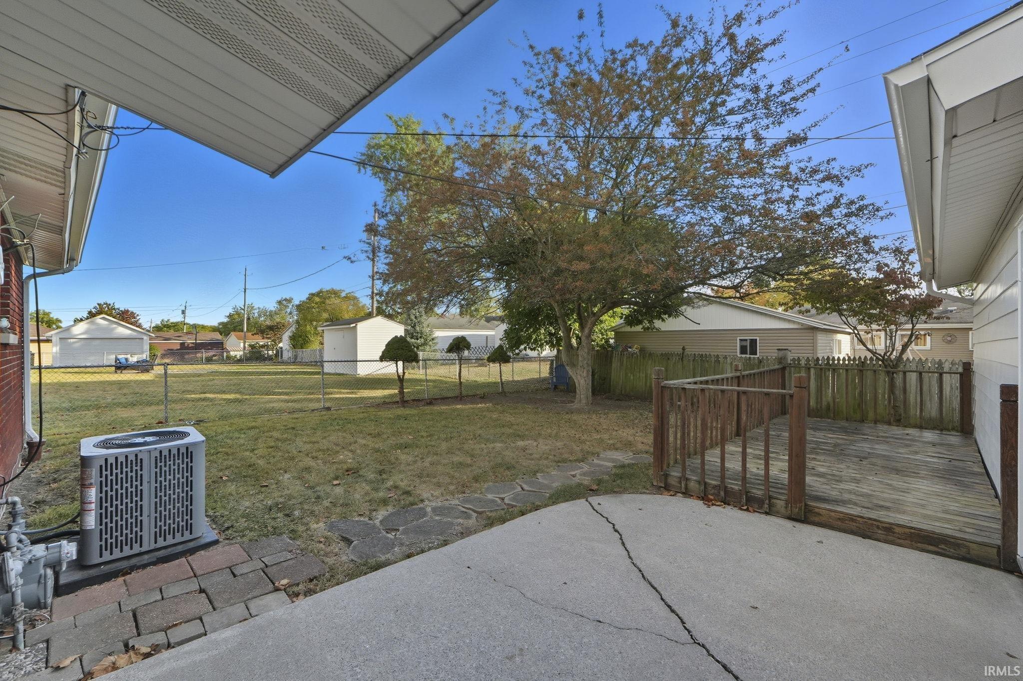 Photo 23 of 2422 Stanford Avenue