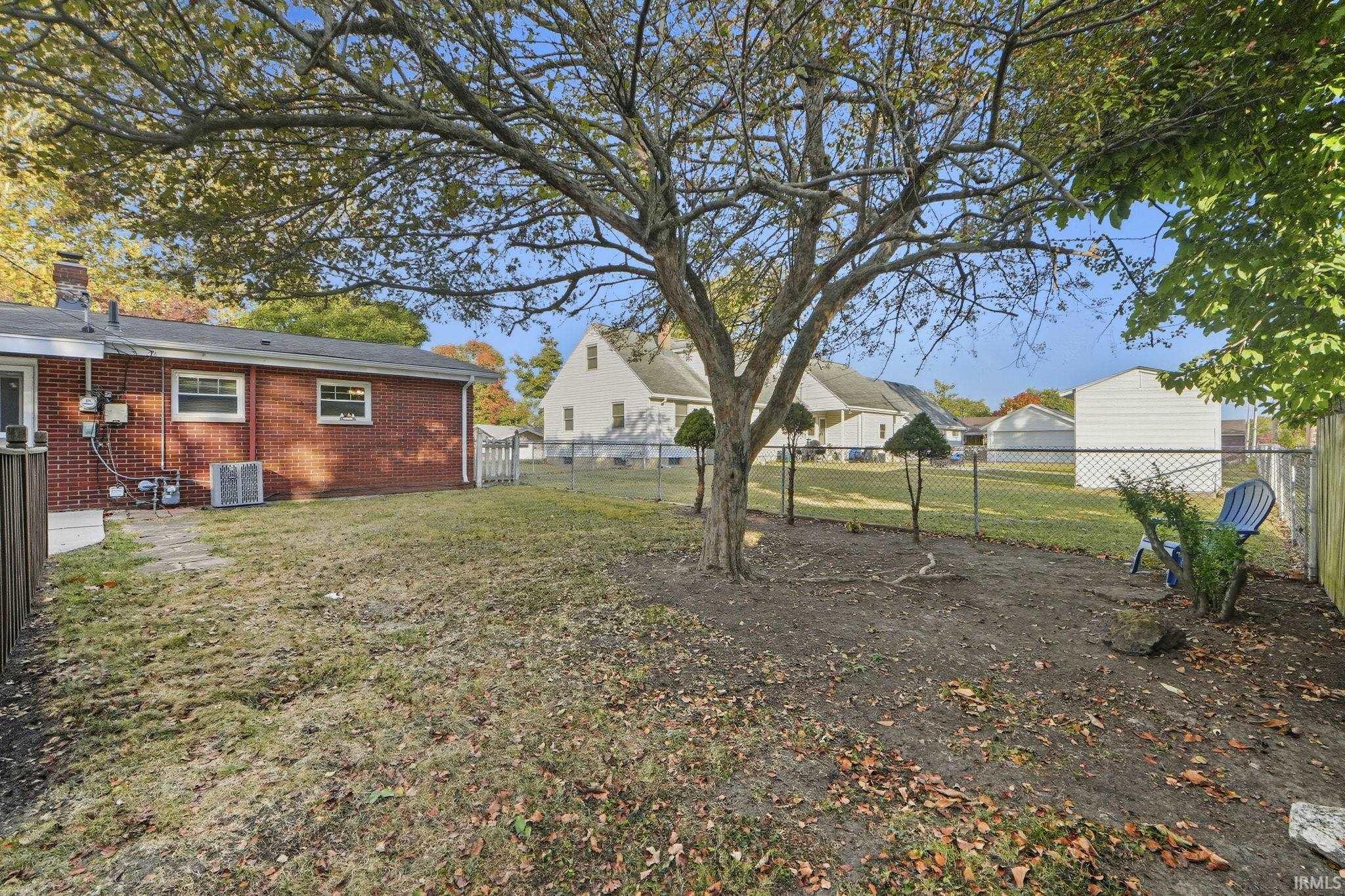 Photo 25 of 2422 Stanford Avenue