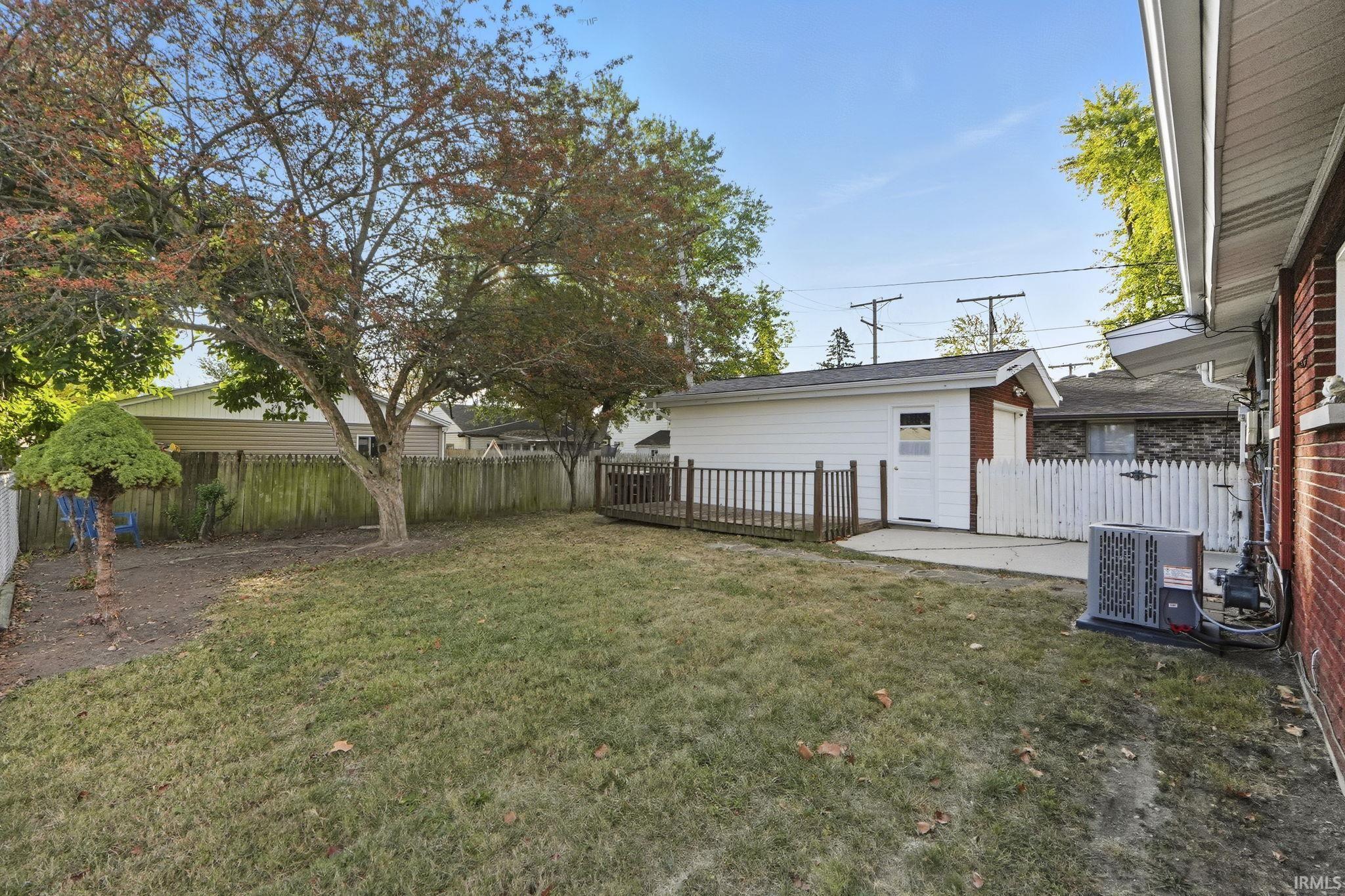 Photo 26 of 2422 Stanford Avenue