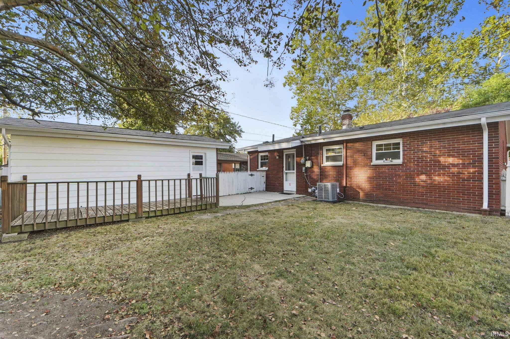 Photo 27 of 2422 Stanford Avenue