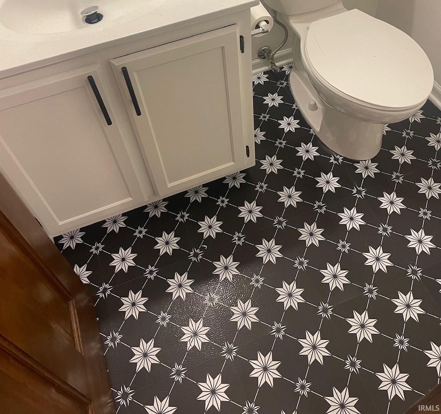 Photo 15 of 4225 Crofton Court