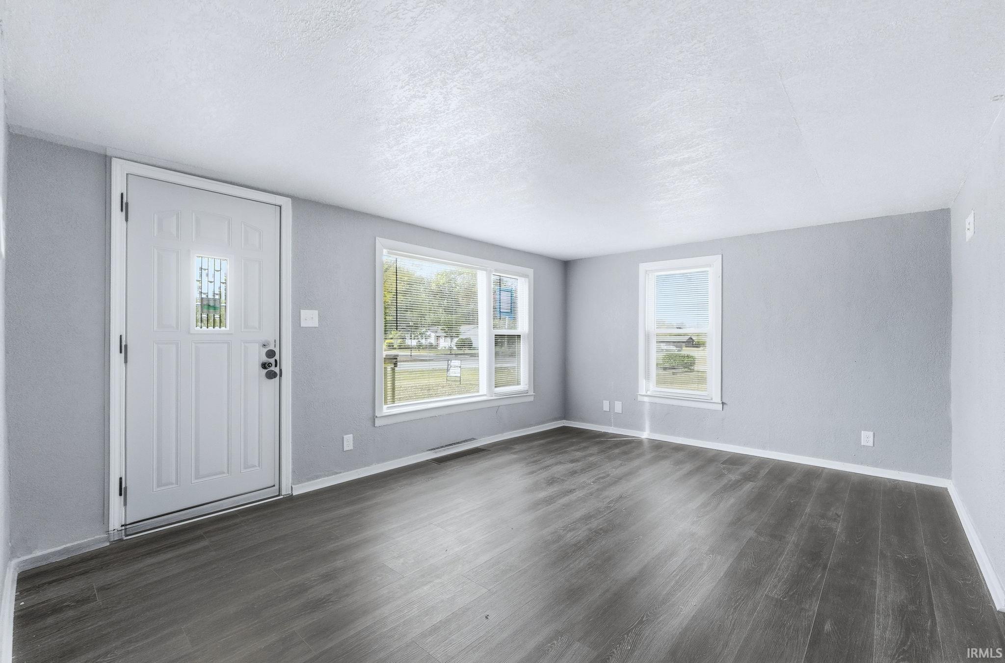 Photo 5 of 4411 Wayne Trace