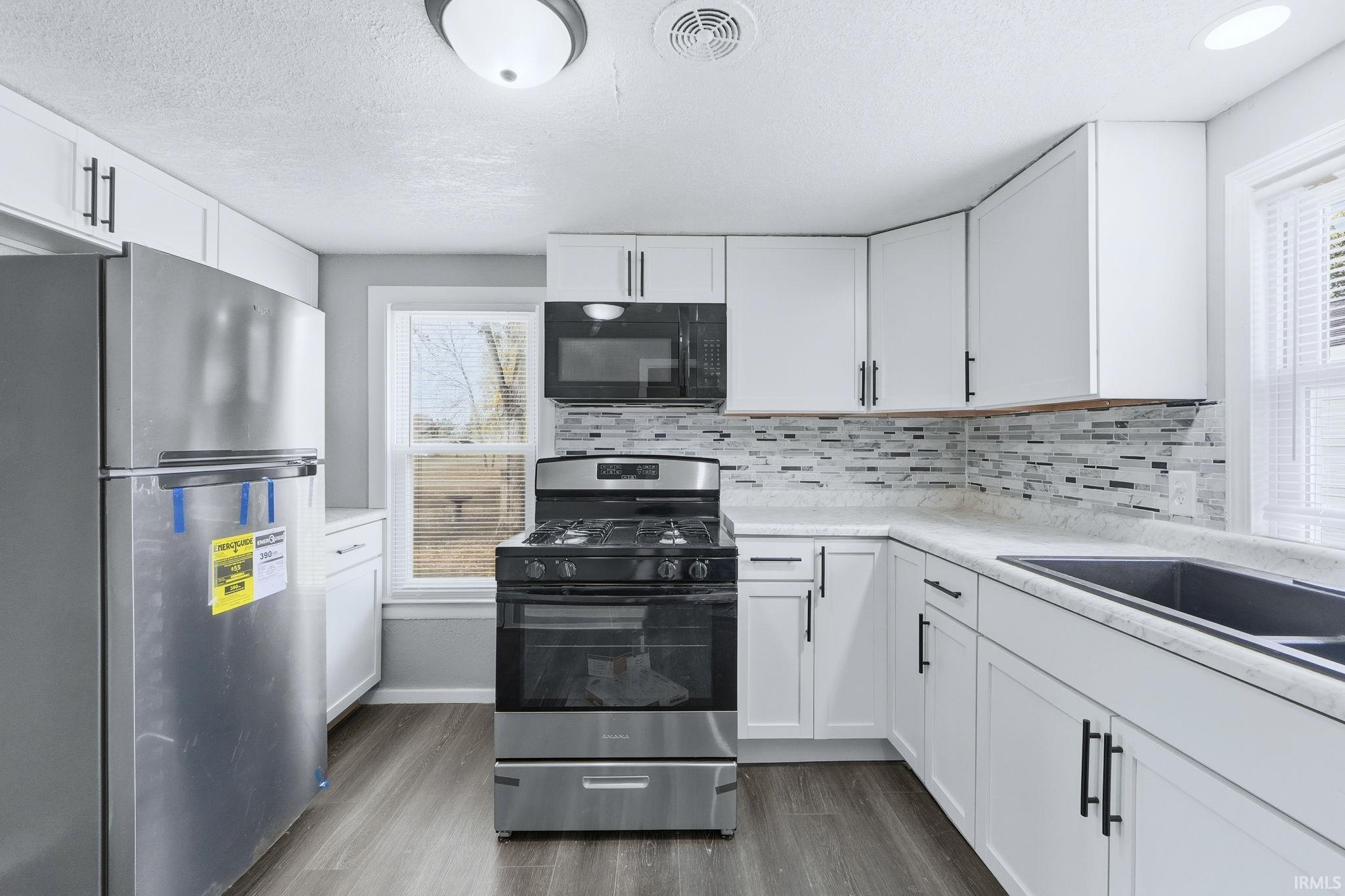 Photo 7 of 4411 Wayne Trace