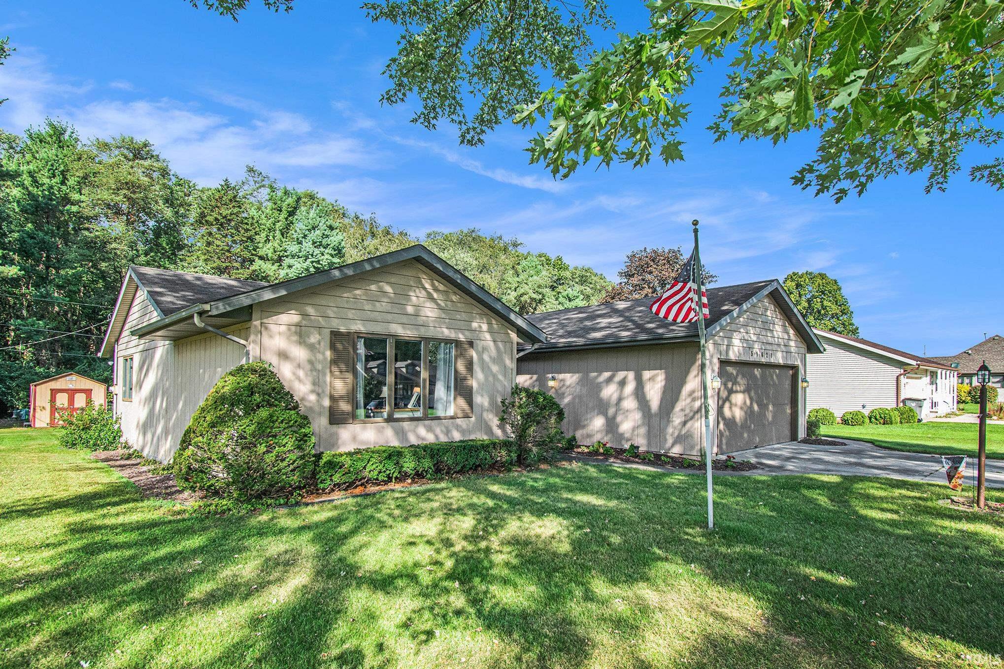 Photo 2 of 51627 Walerko Drive