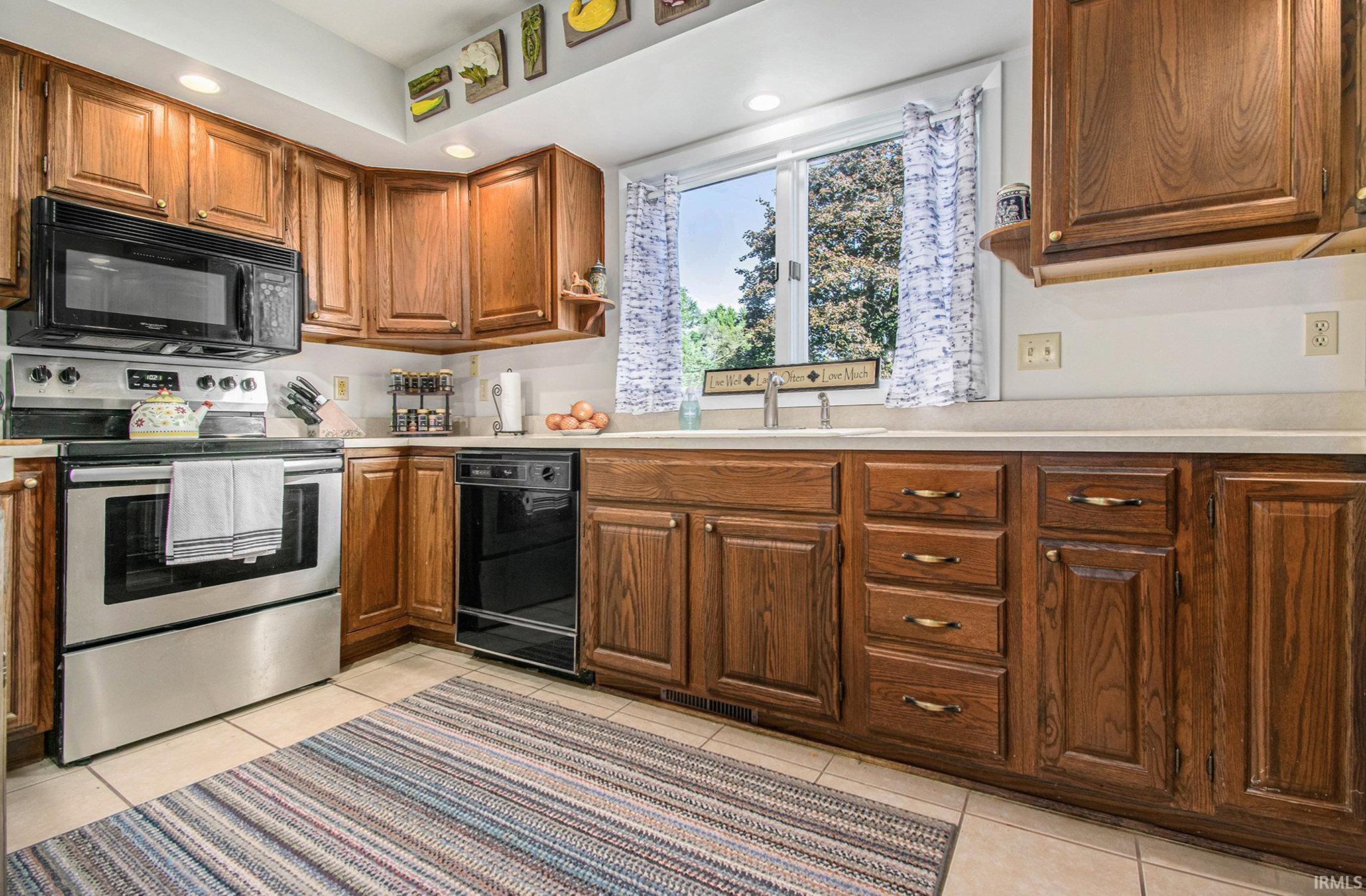 Photo 8 of 51627 Walerko Drive