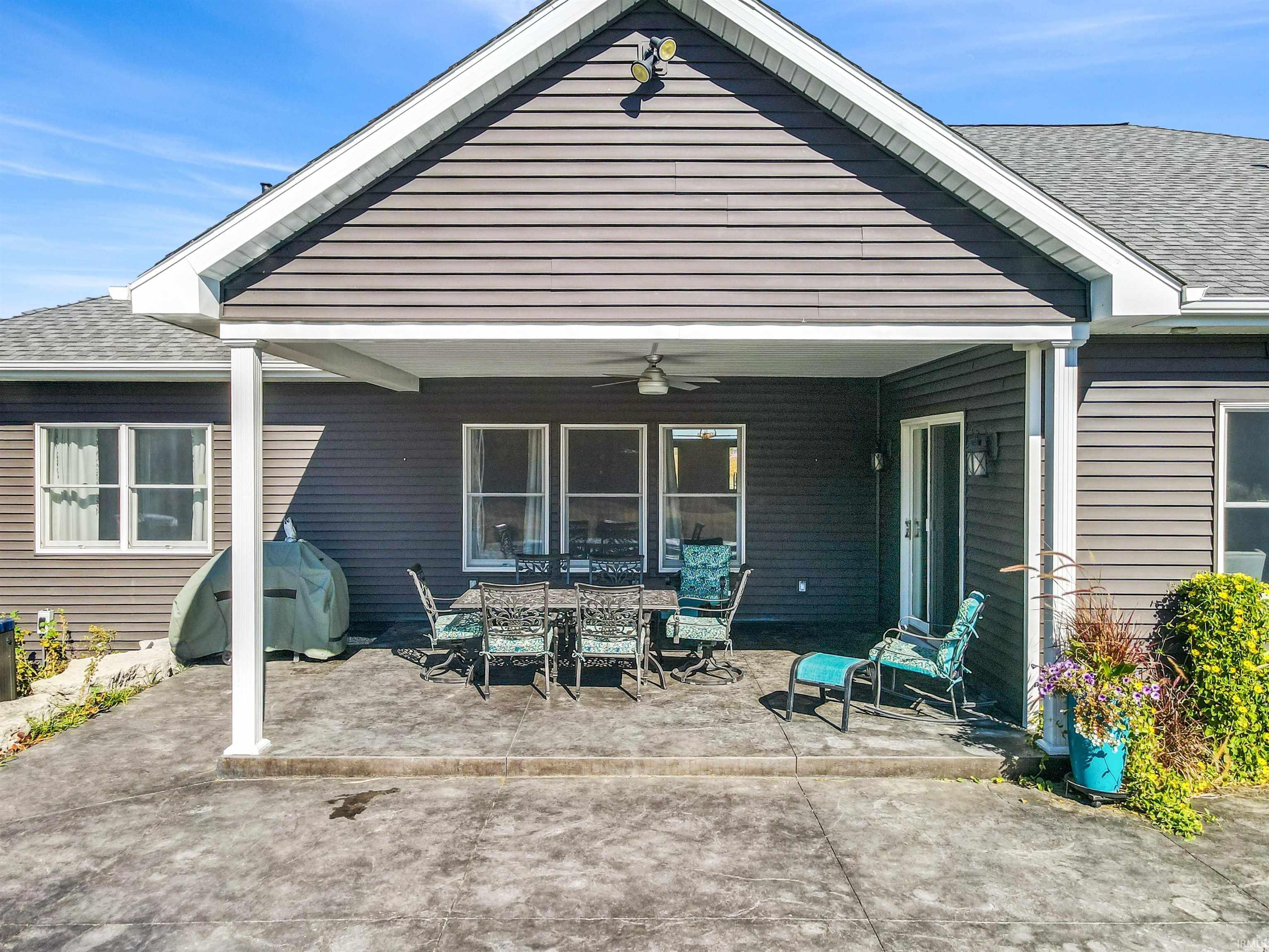 Photo 29 of 716 E 550n Road