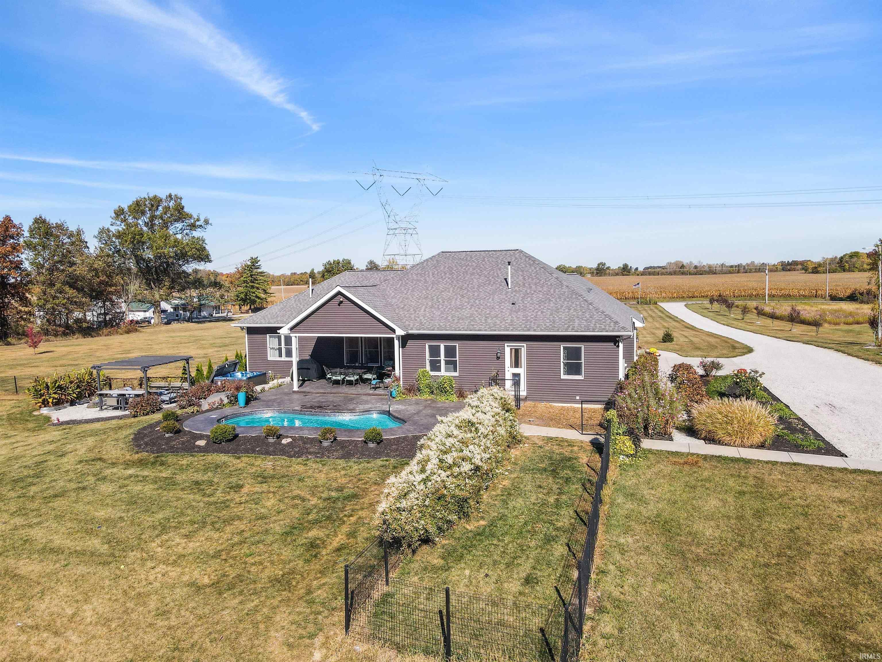 Photo 34 of 716 E 550n Road