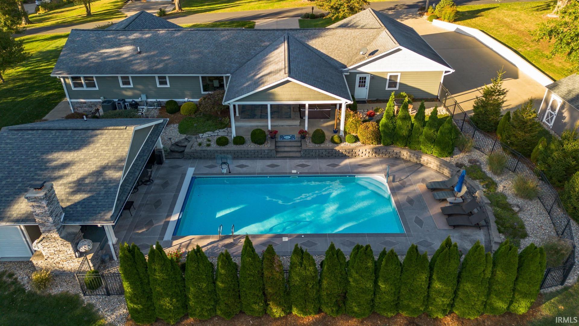 Homes for sale in Washington, IN | 2405 Glennwood Dr, Washington, IN 47501 | MLS# 202542537