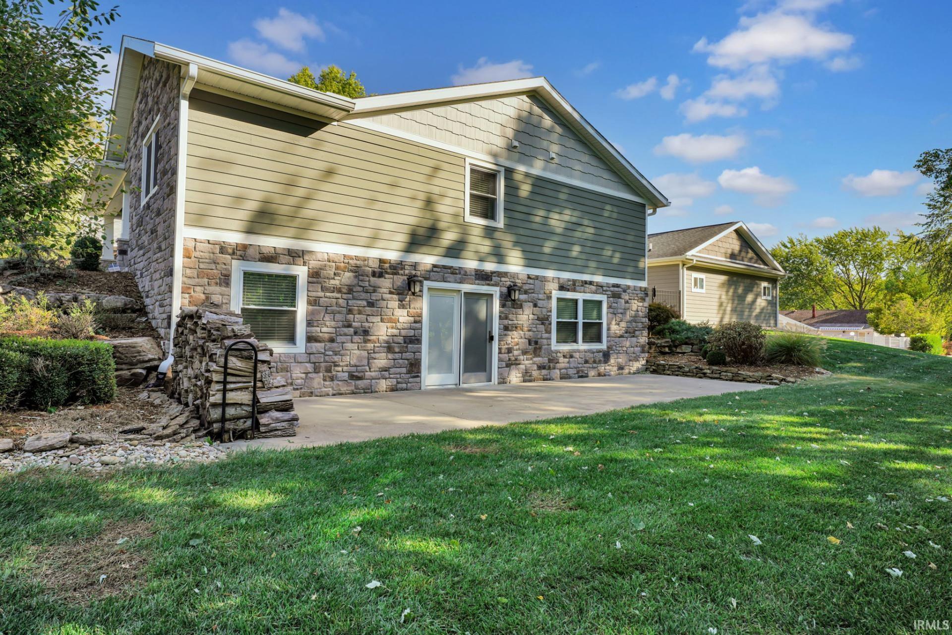 Homes for sale in Washington, IN | 2405 Glennwood Dr, Washington, IN 47501 | MLS# 202542537