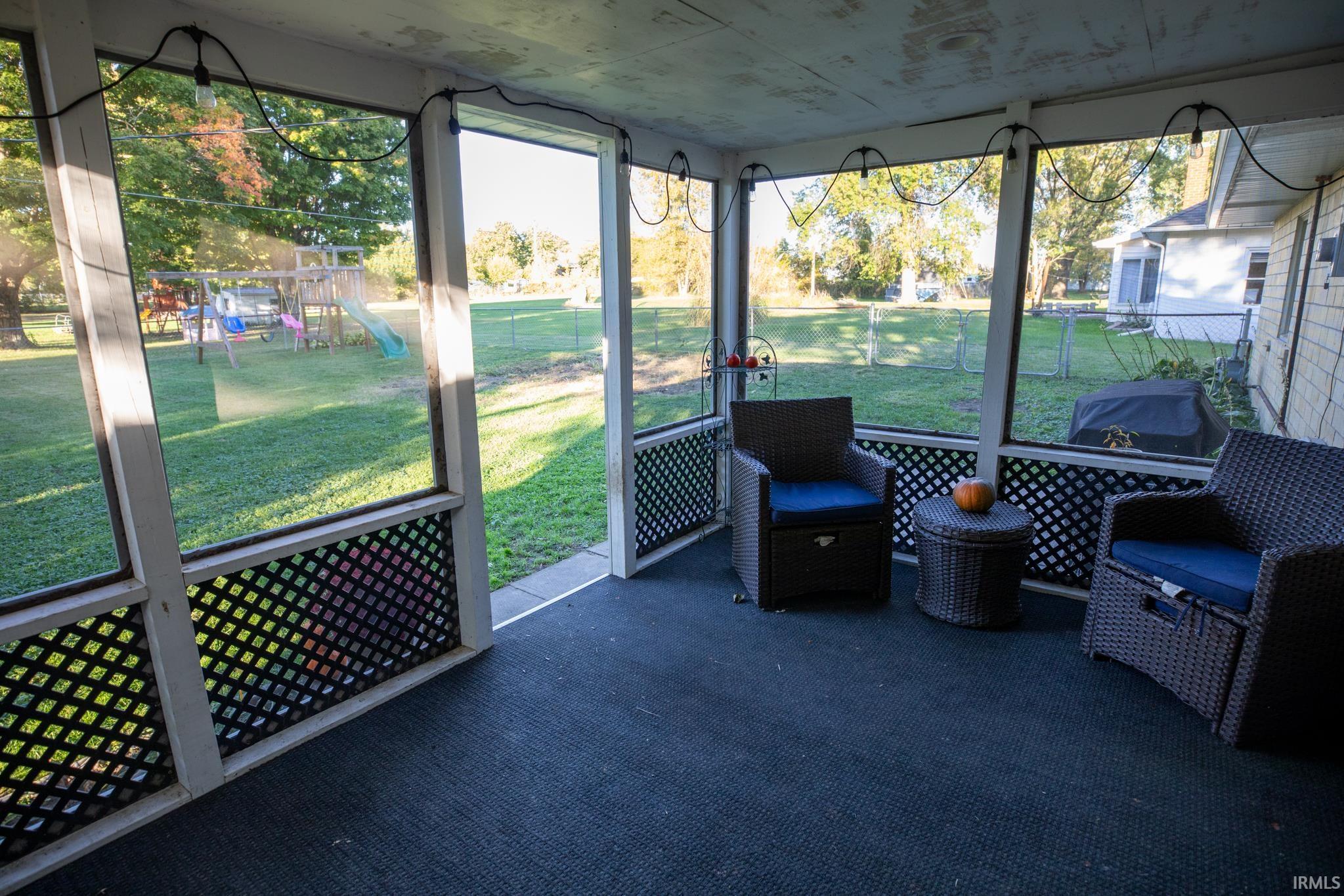 Photo 20 of 117 E State Street