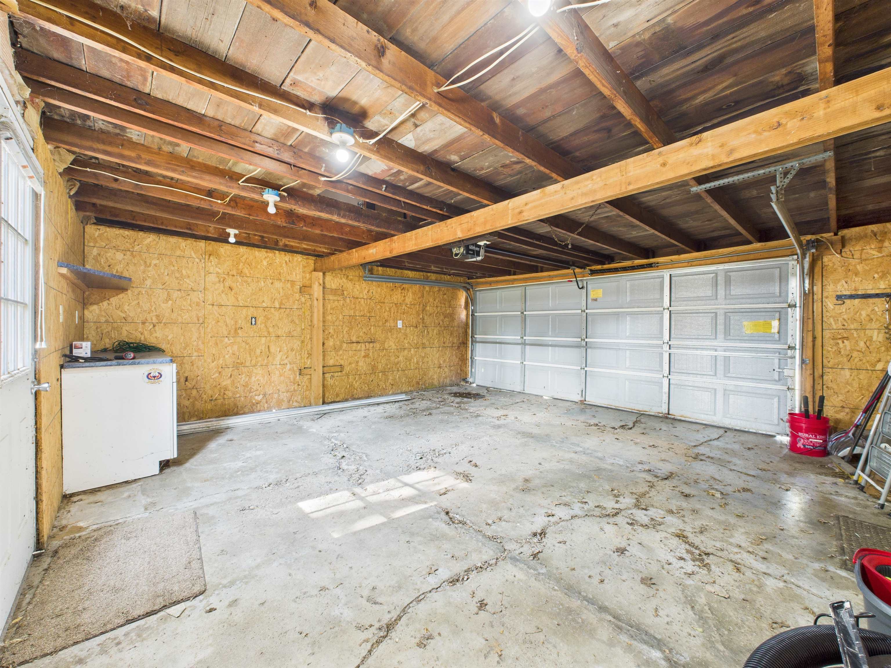 Photo 25 of 5248 Lake Avenue