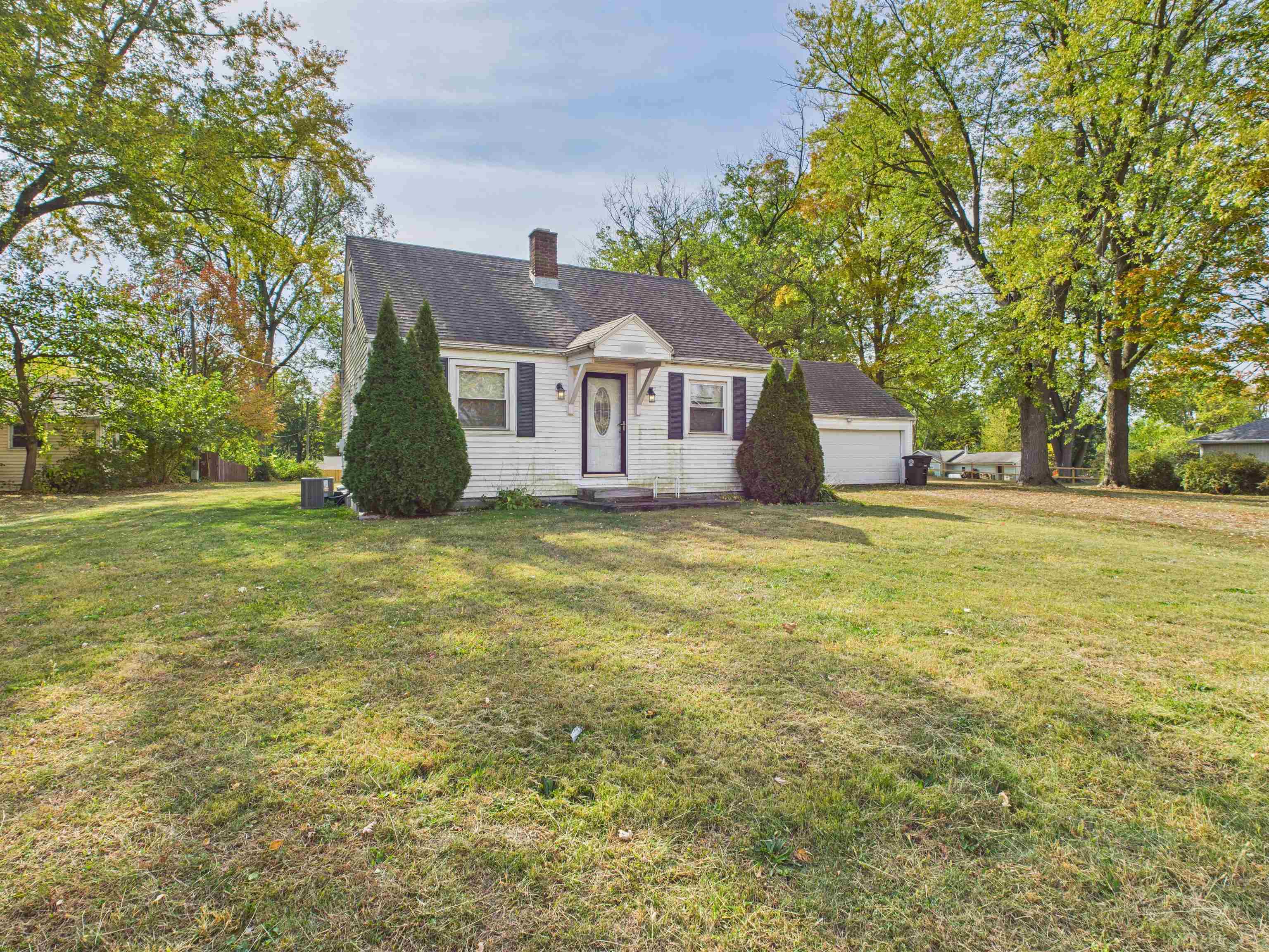 Photo 5 of 5248 Lake Avenue