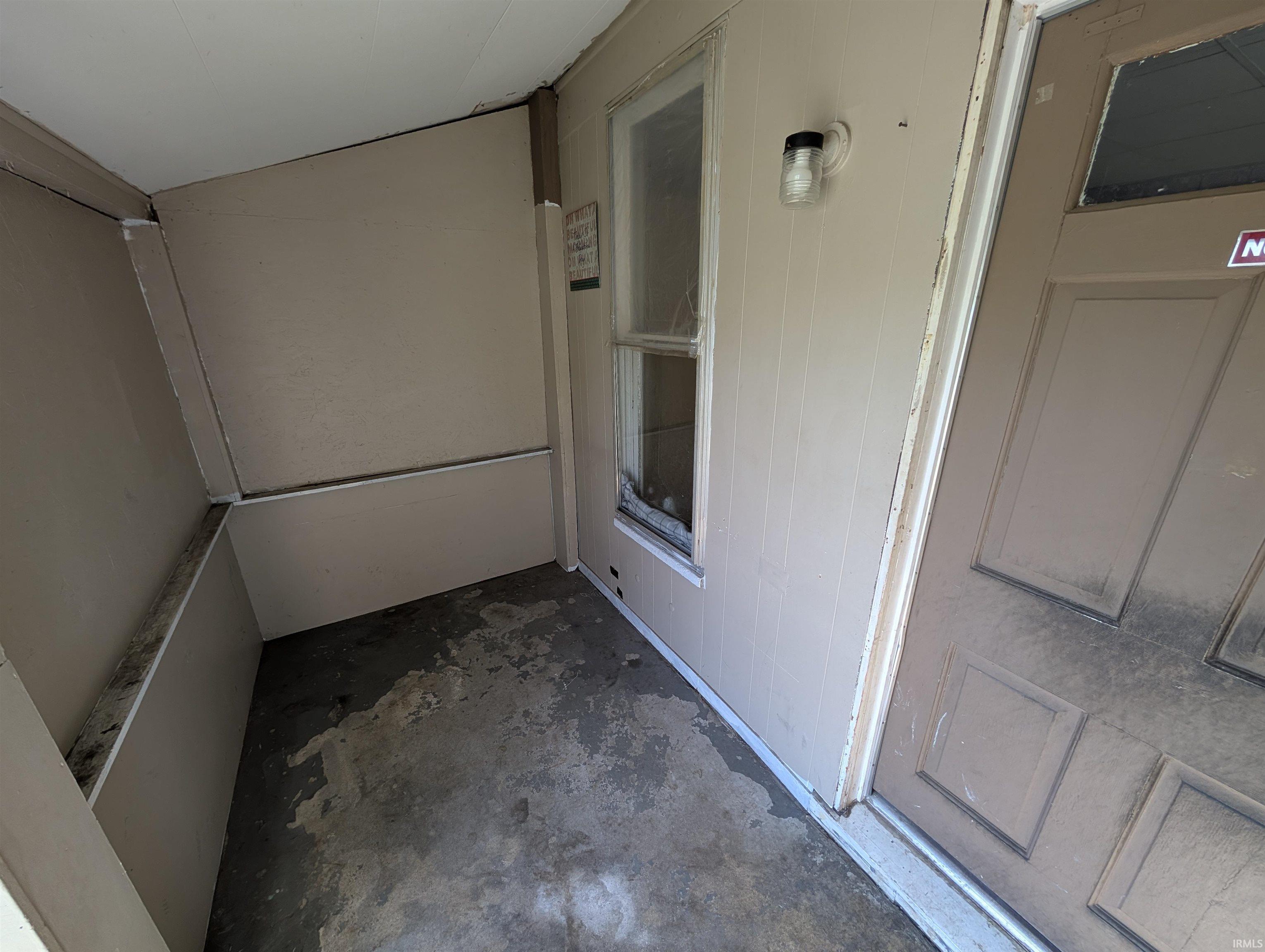 Homes for sale in Vincennes, IN | 918 N 12Th St, Vincennes, IN 47591 | MLS# 202542585