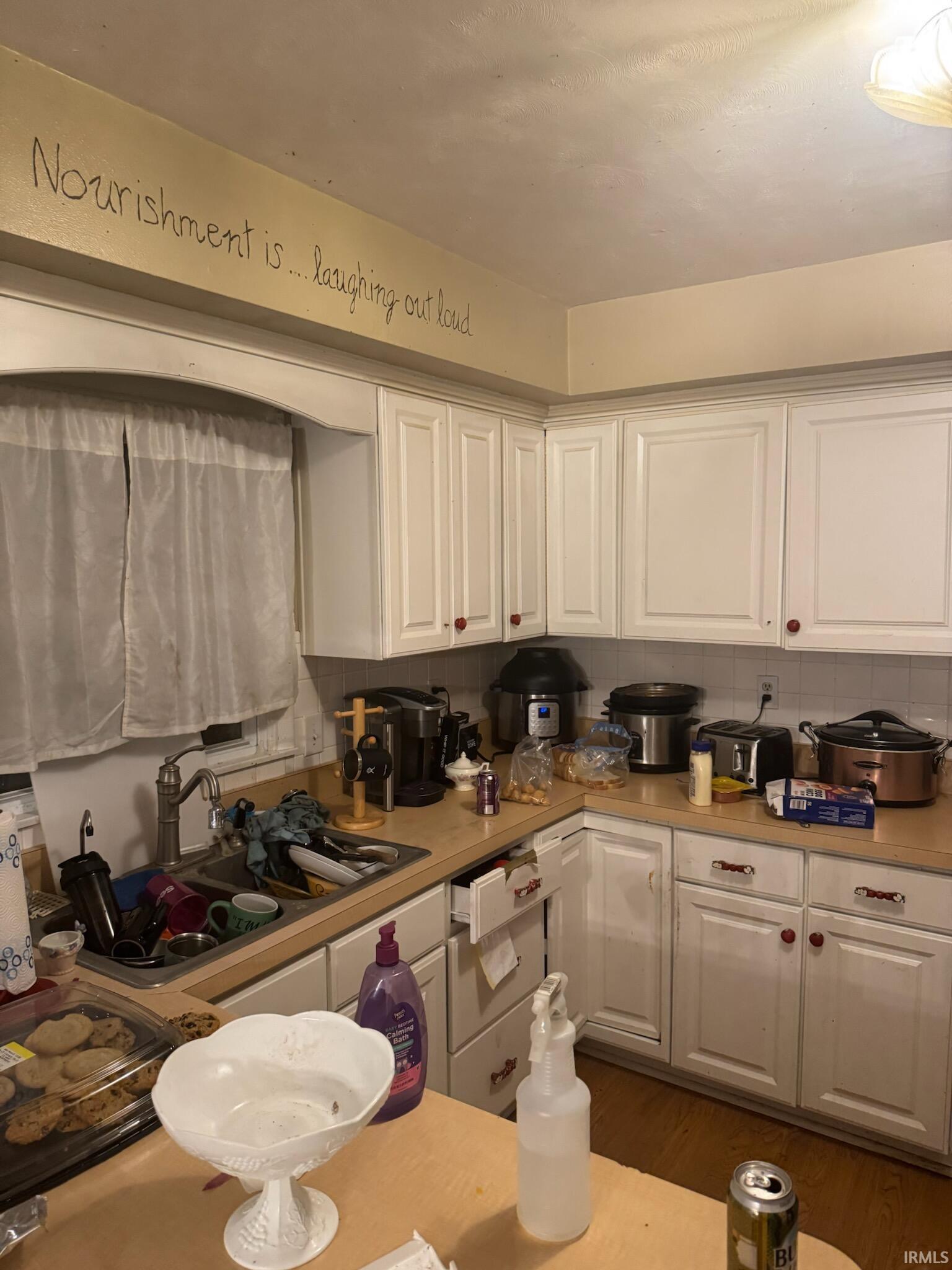 Photo 3 of 1094 N Penny Drive