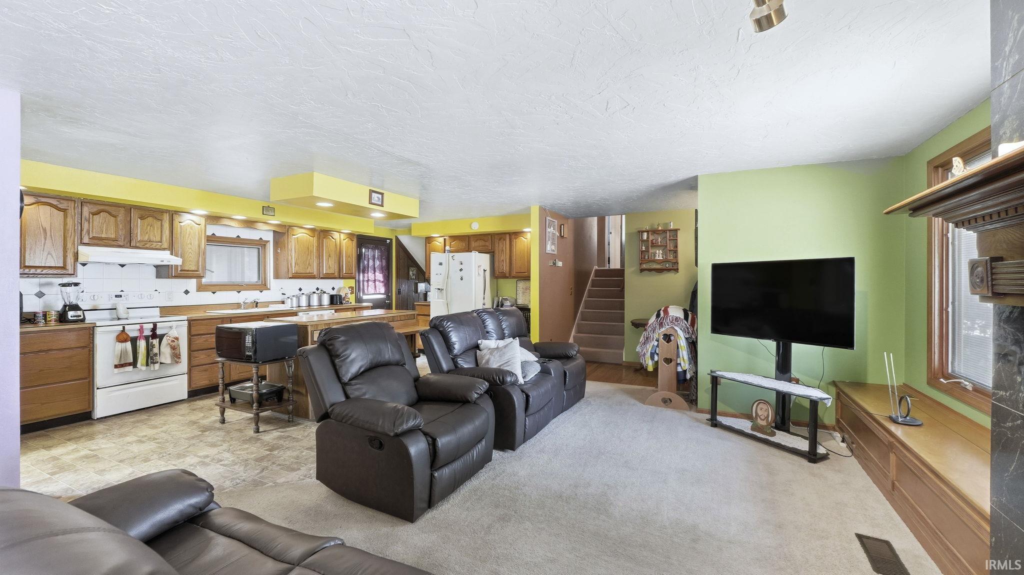 Photo 11 of 1711 Saint Louis Avenue