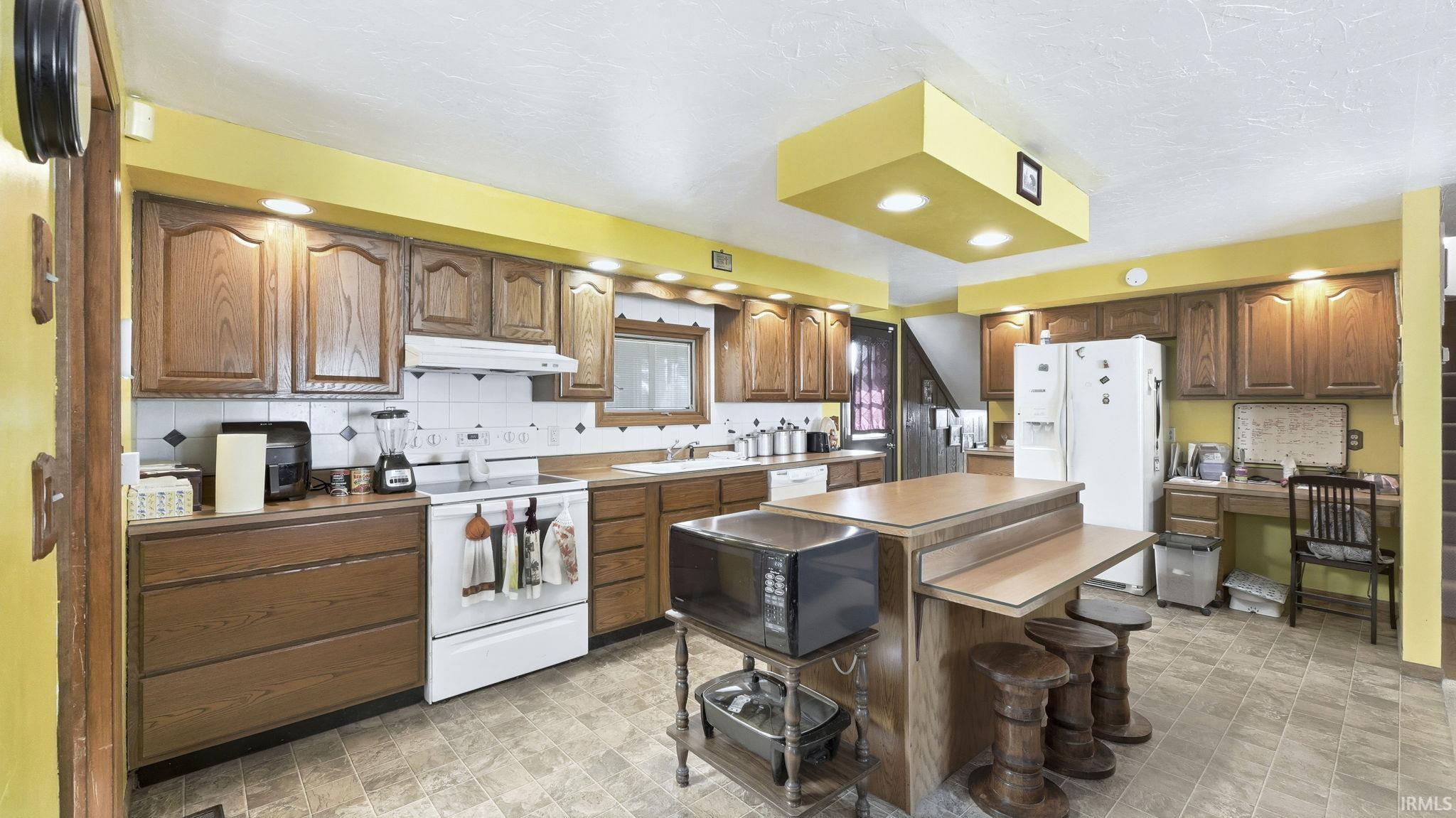 Photo 14 of 1711 Saint Louis Avenue