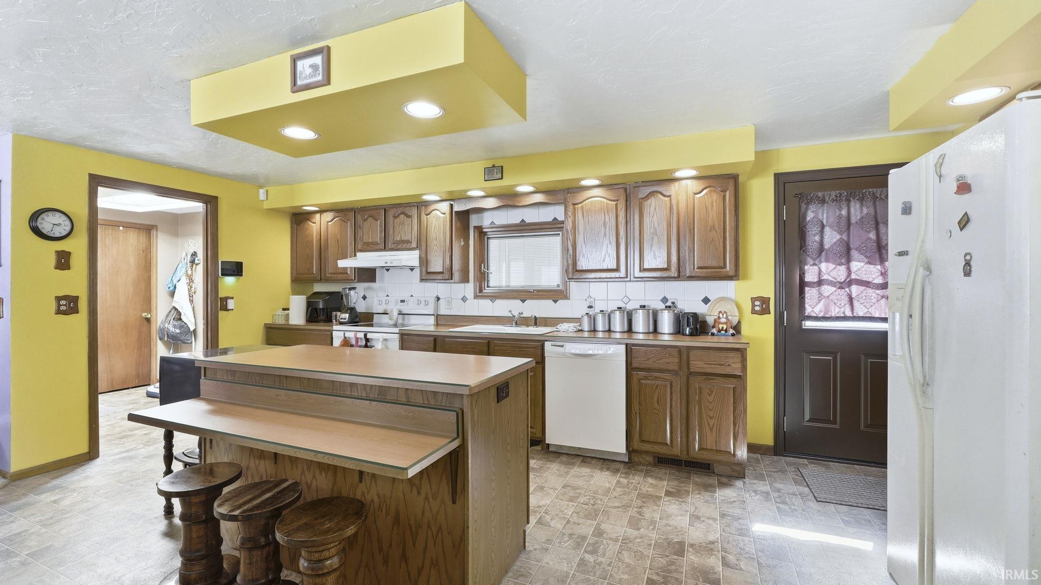 Photo 16 of 1711 Saint Louis Avenue