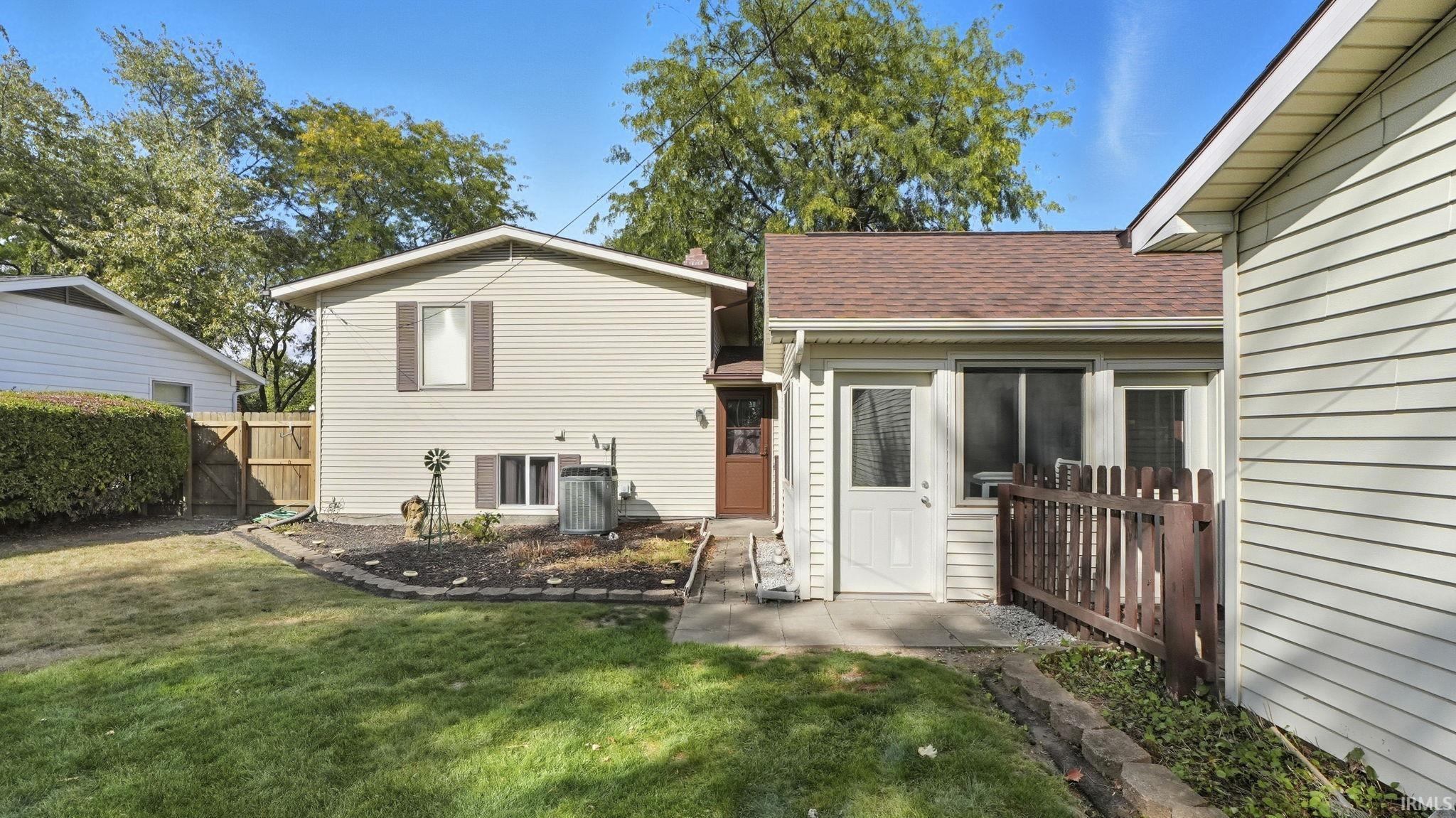 Photo 31 of 1711 Saint Louis Avenue