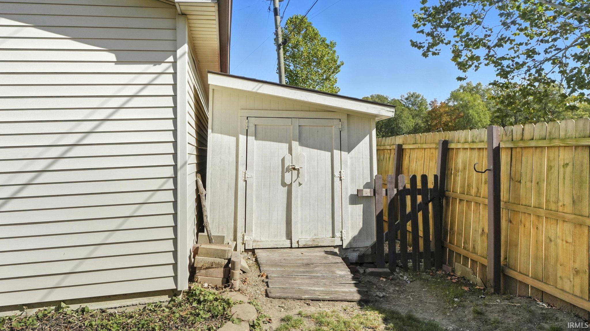 Photo 34 of 1711 Saint Louis Avenue