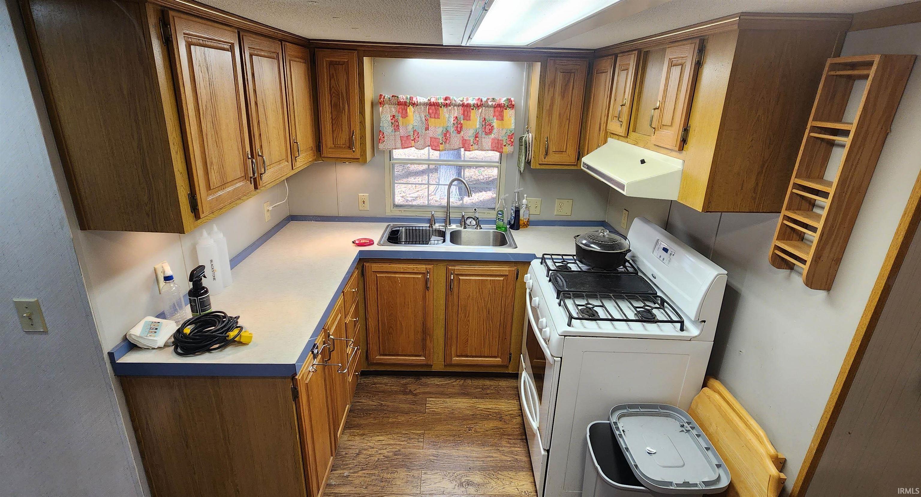 Photo 20 of 60 Pine Lake Pass