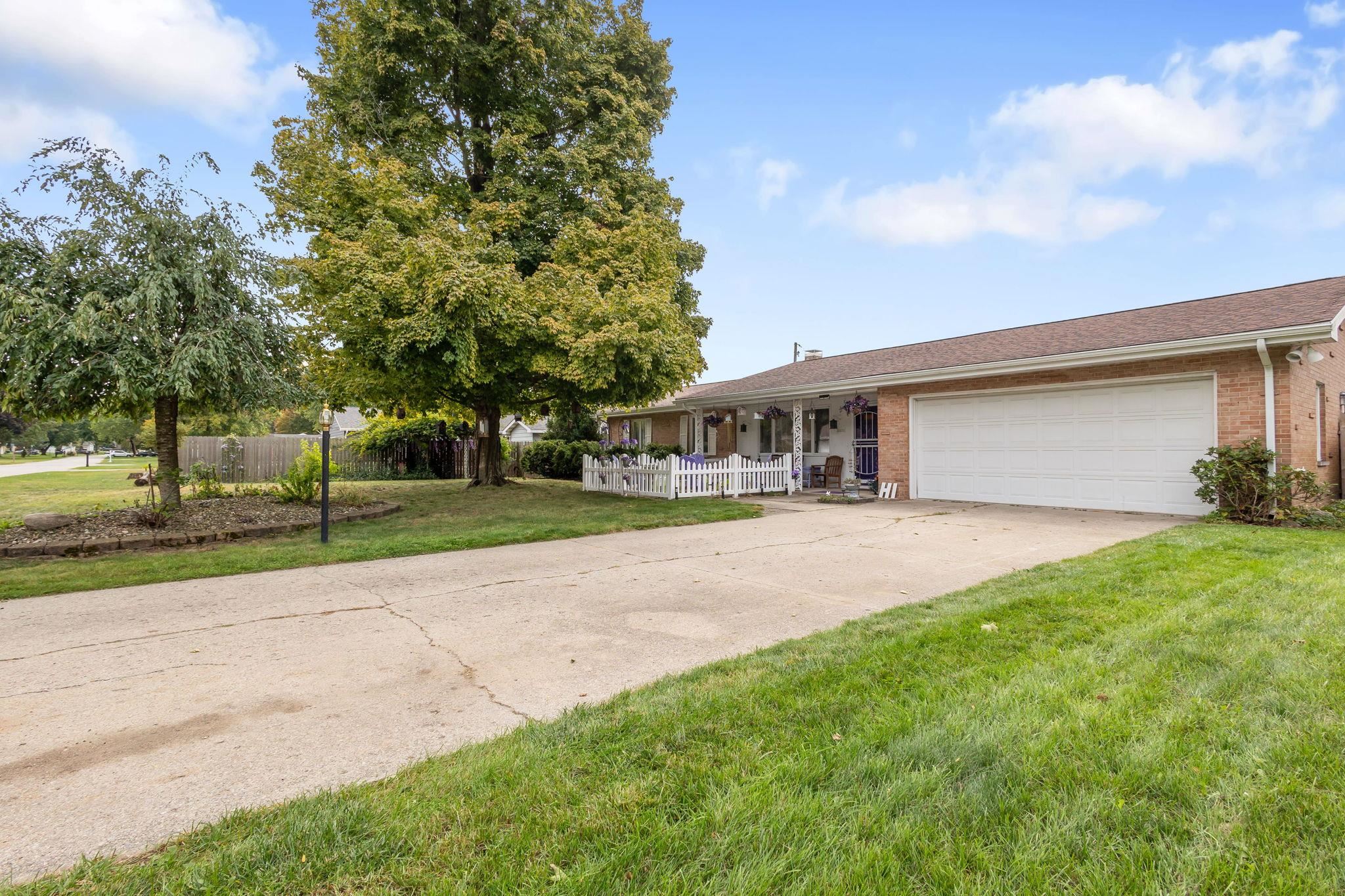 Homes for sale in Elkhart, IN | 56707 Brightwood Blvd, Elkhart, IN 46516 | MLS# 202542639