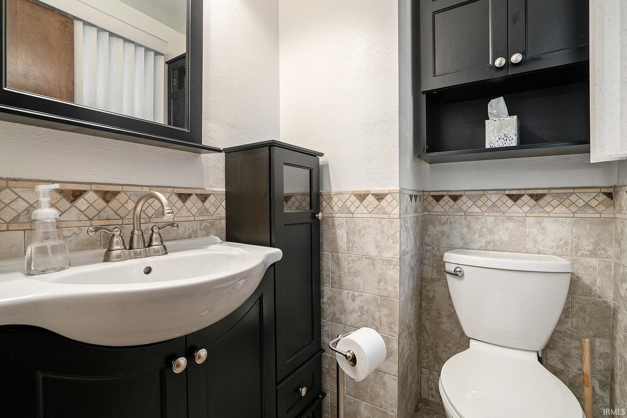 Photo 18 of 203 S Greene Road