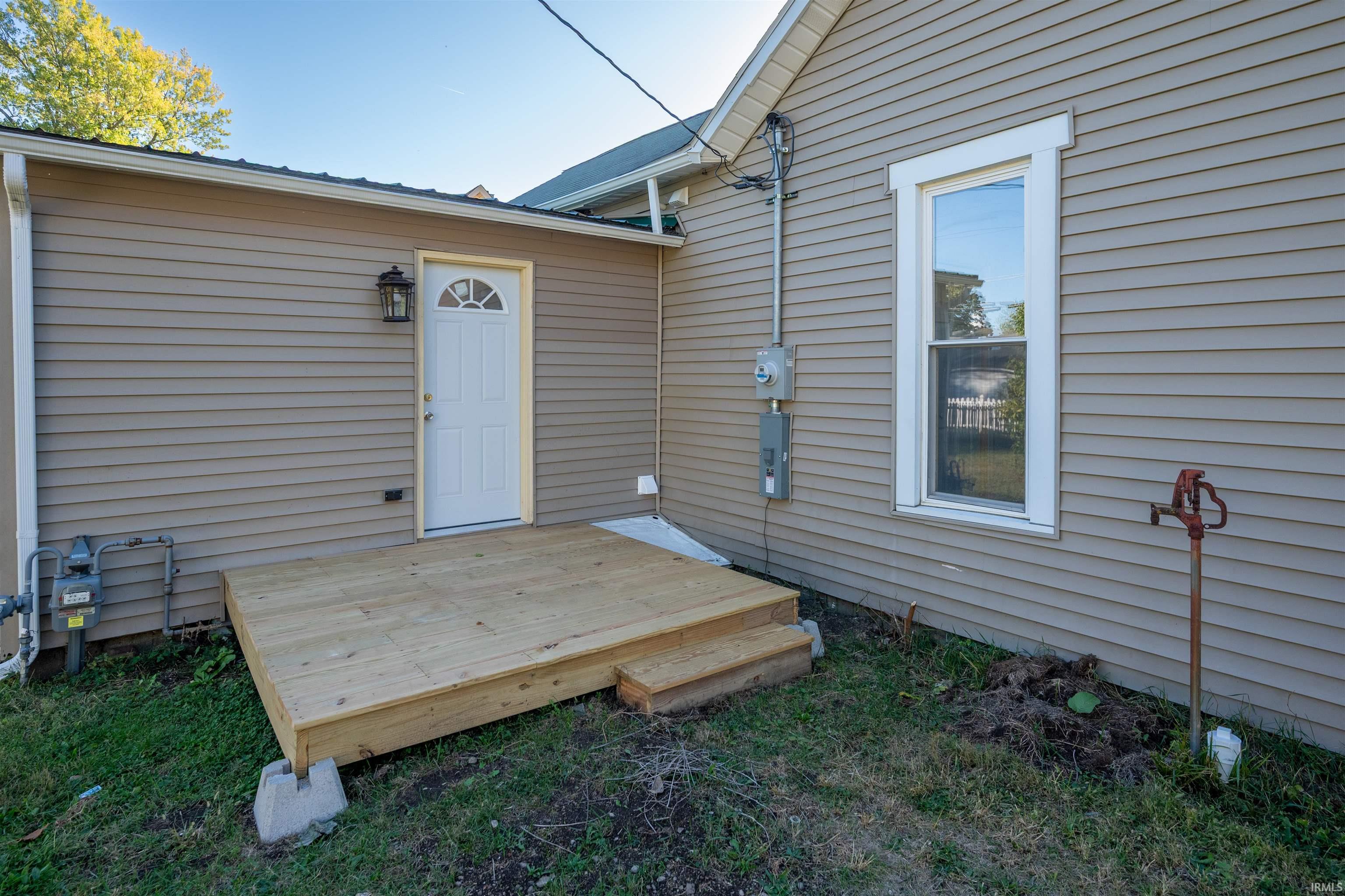 Homes for sale in Fairmount, IN | 115 S Walnut St, Fairmount, IN 46928 | MLS# 202542652