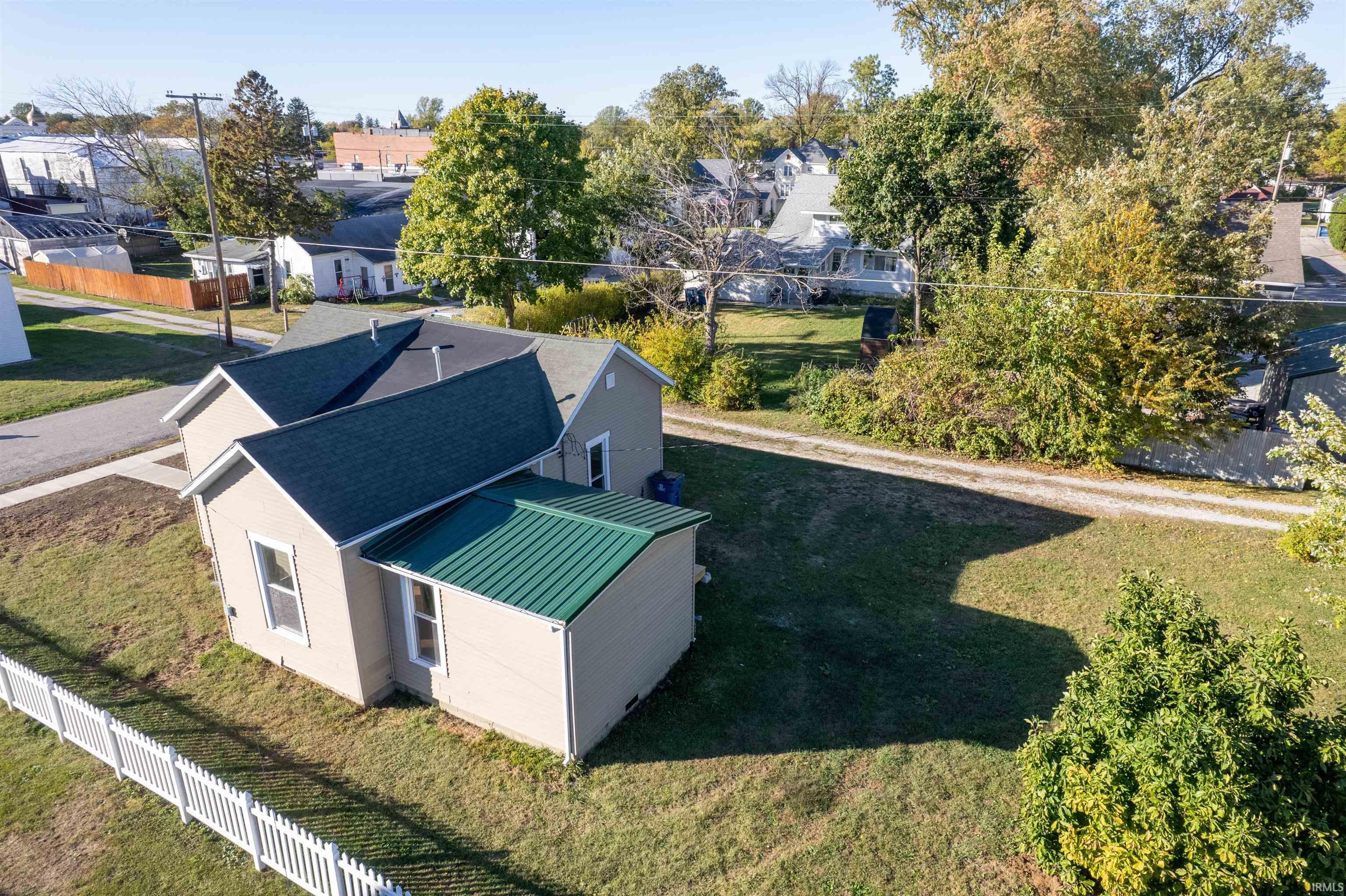 Homes for sale in Fairmount, IN | 115 S Walnut St, Fairmount, IN 46928 | MLS# 202542652