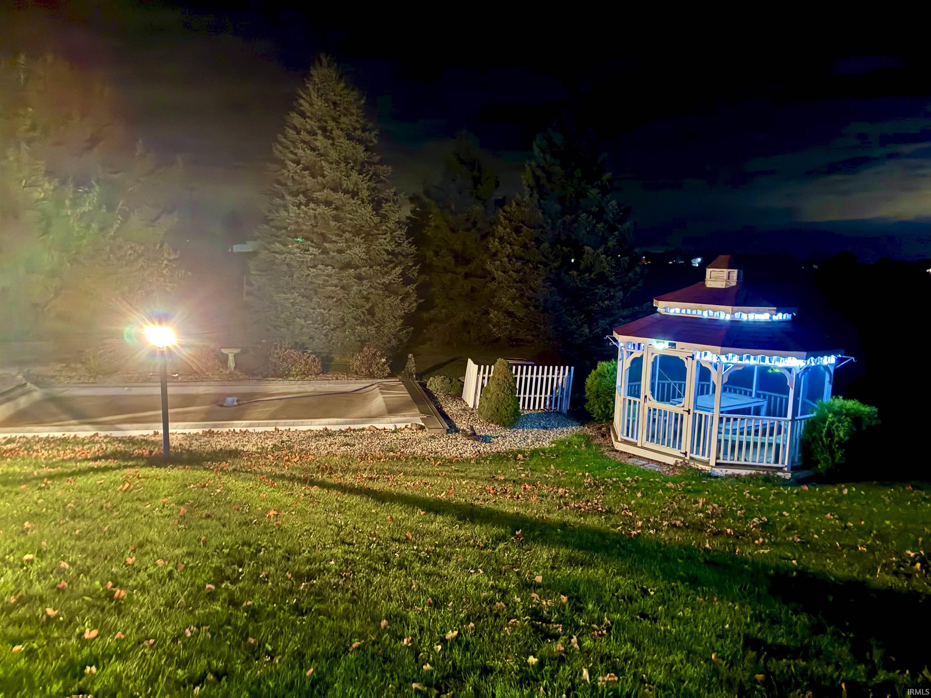 Photo 11 of 3960 E 500 N