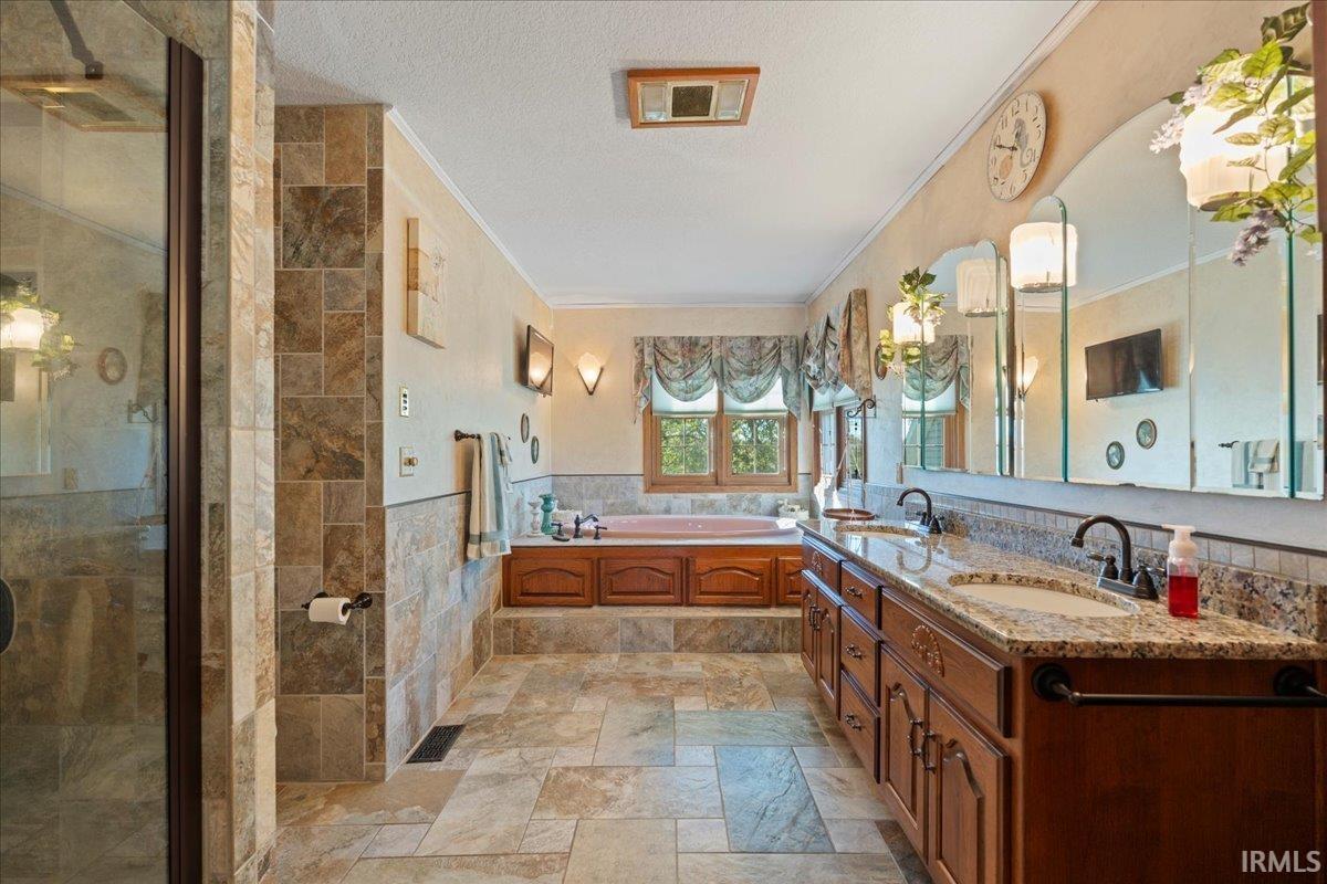 Photo 24 of 3960 E 500 N