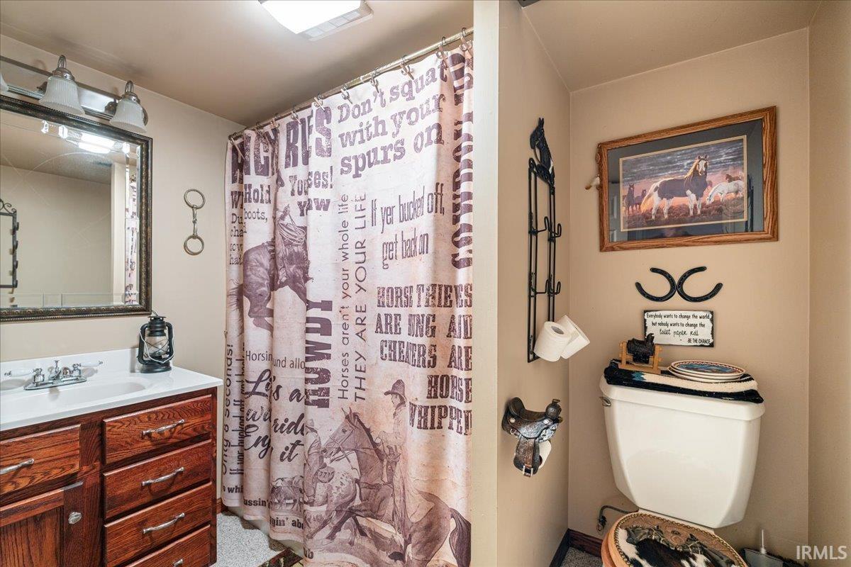 Photo 32 of 3960 E 500 N