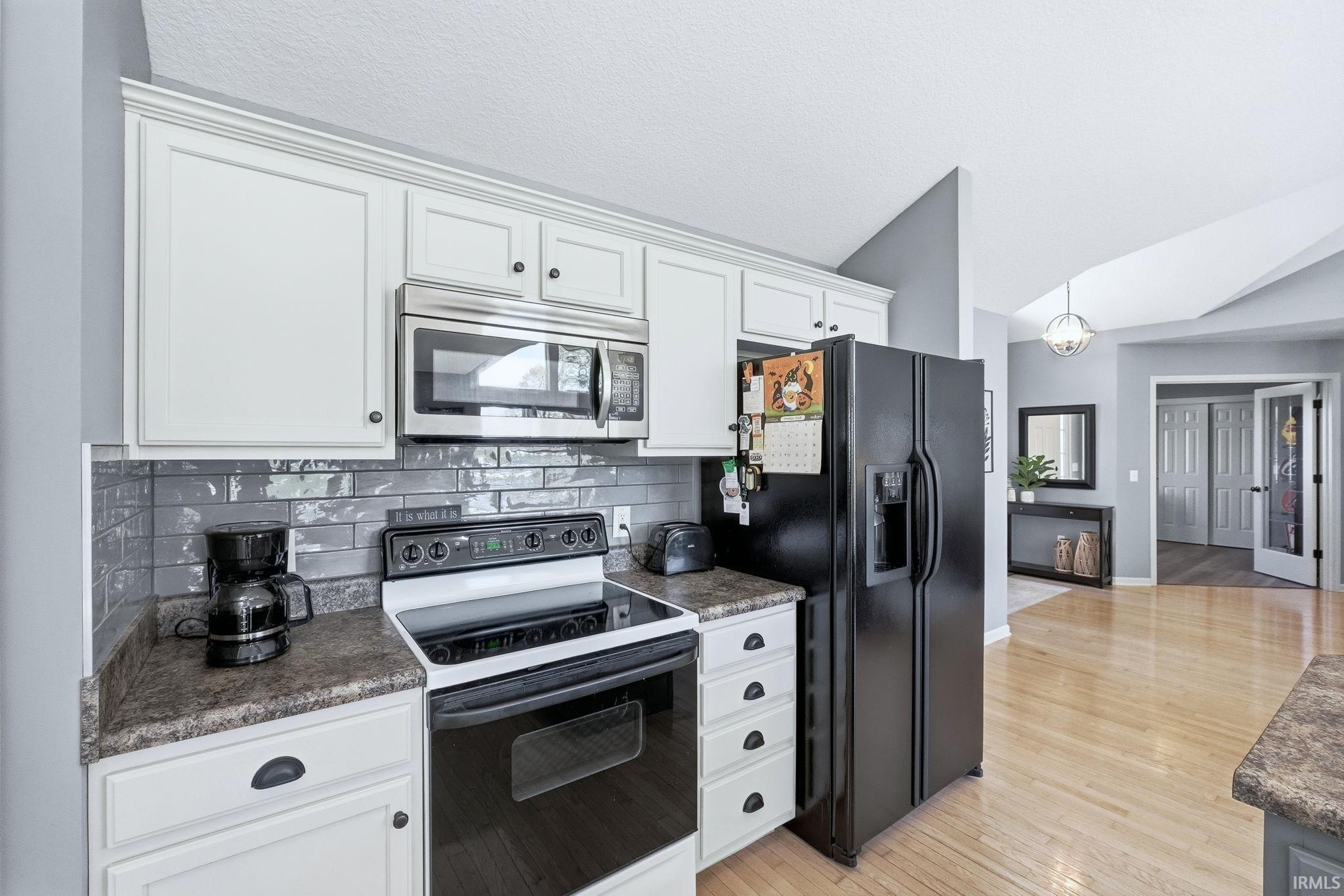 1231 Bluff Pointe Way