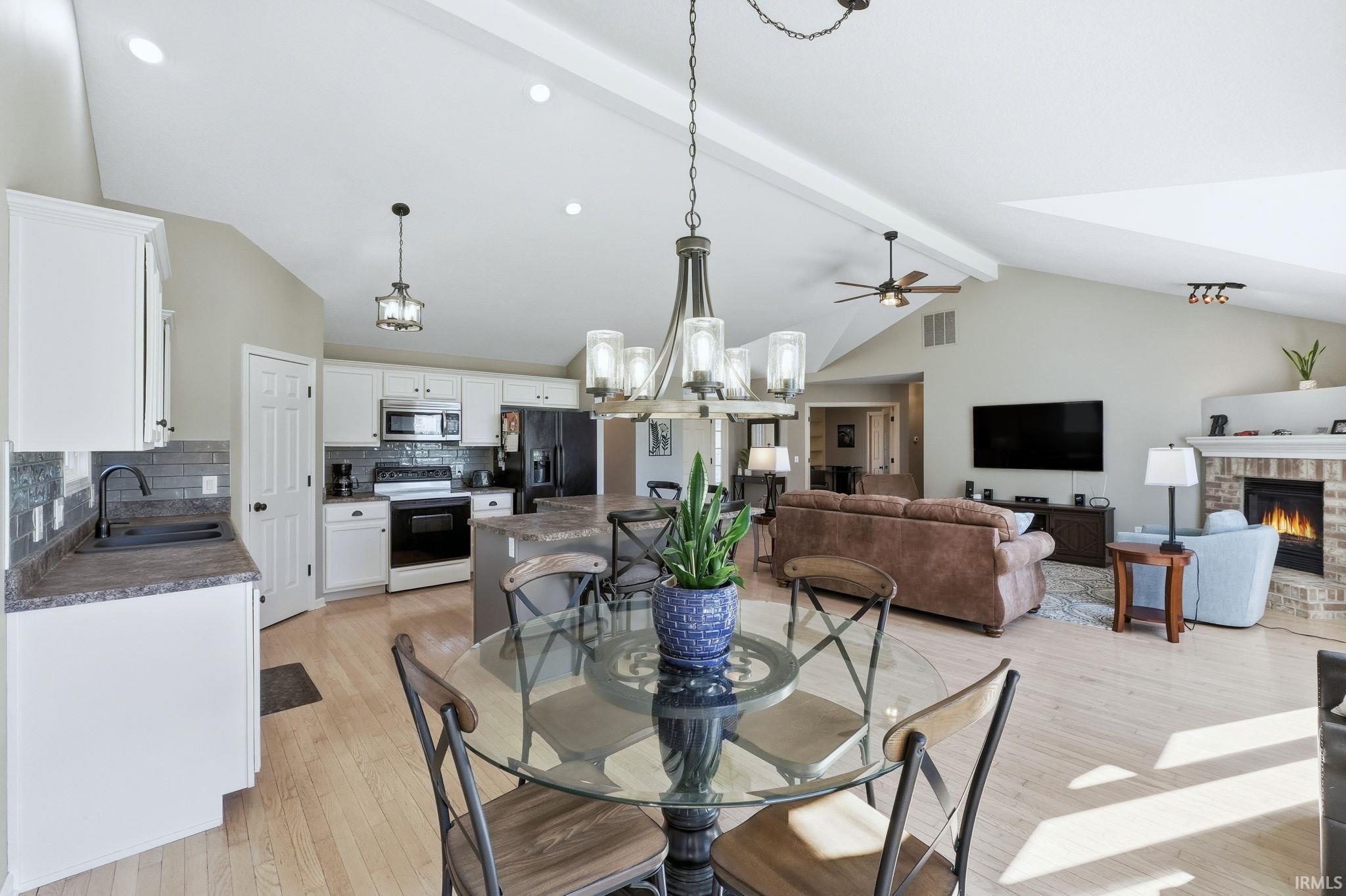 1231 Bluff Pointe Way