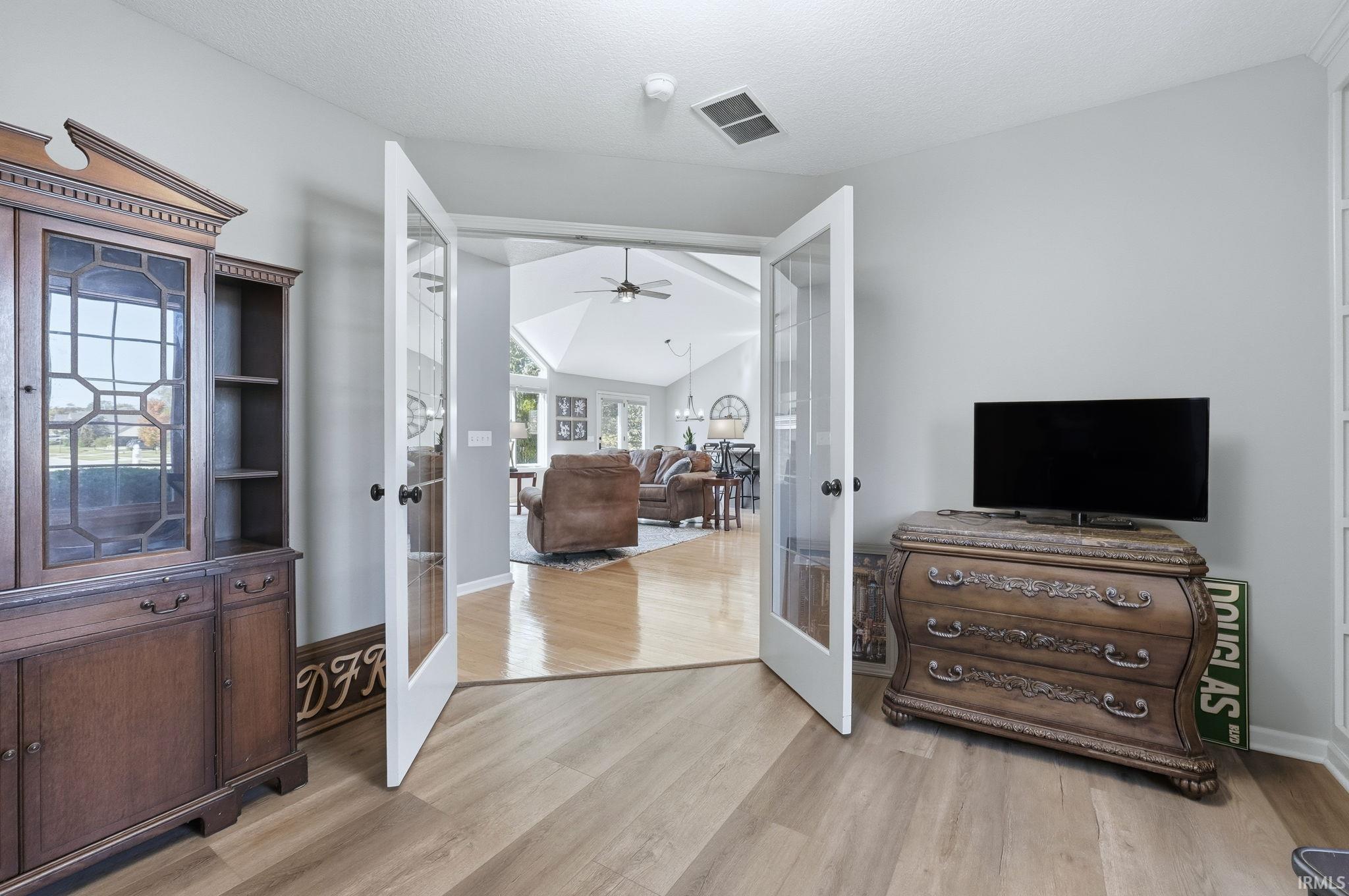 1231 Bluff Pointe Way