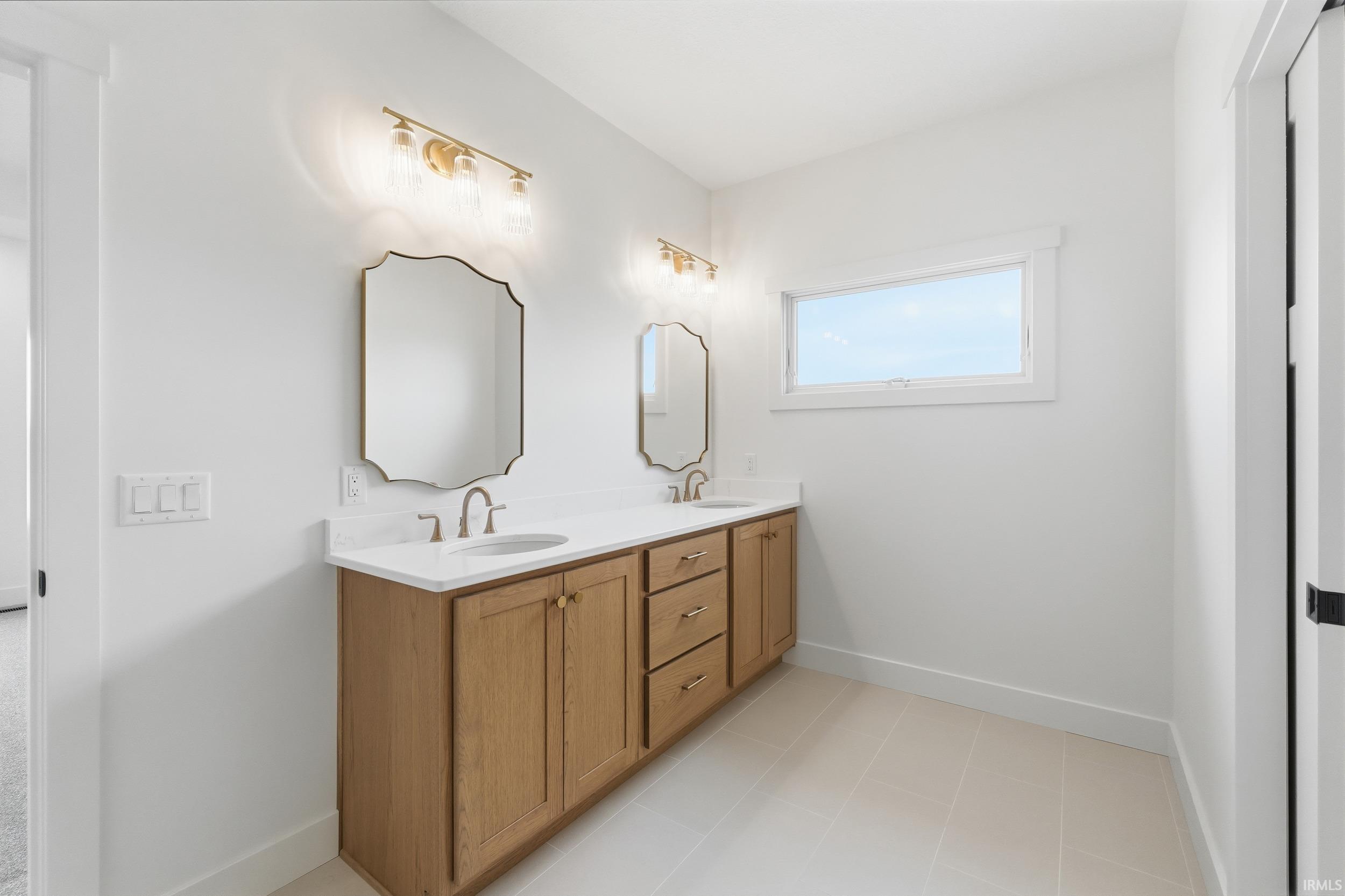 Photo 16 of 11256 Kola Crossover