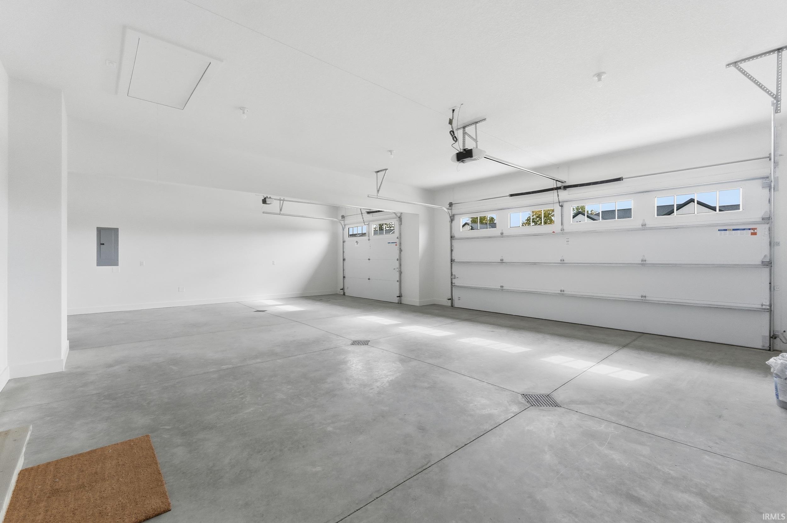 Photo 28 of 11256 Kola Crossover