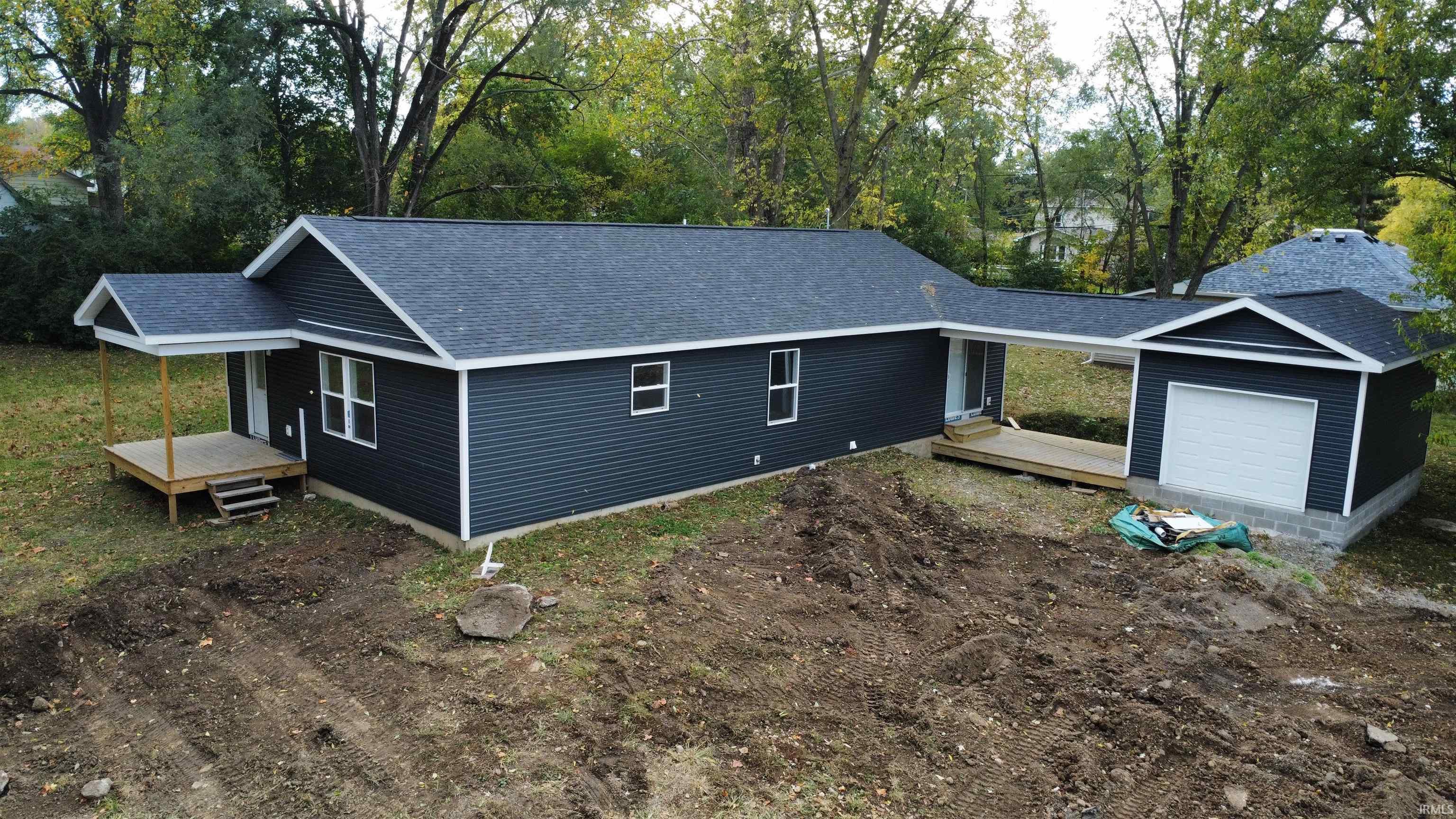 Homes for sale in Attica, IN | 113 W Pike St, Attica, IN 47918 | MLS# 202542682