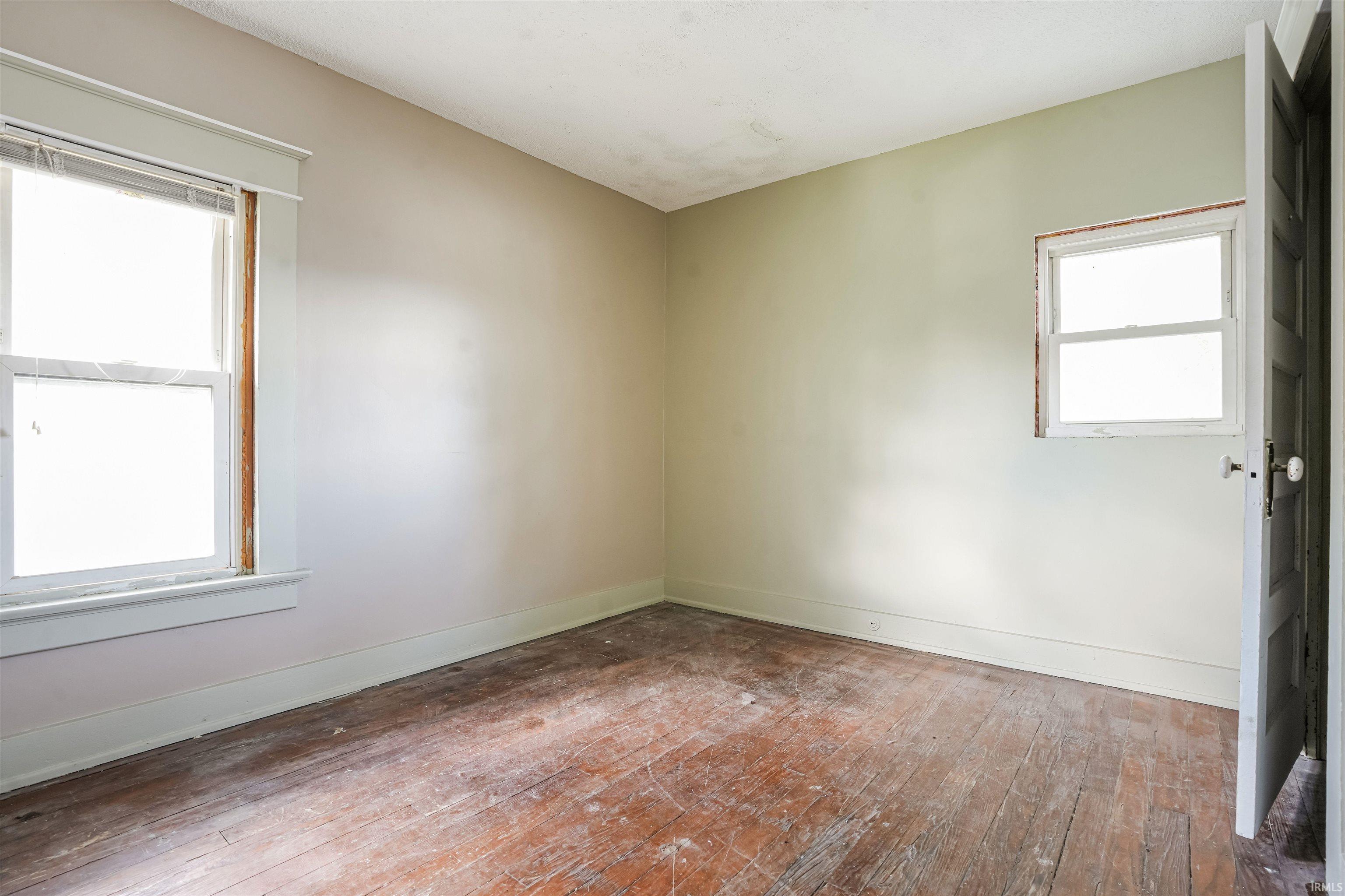 Photo 11 of 131 E Branning Avenue