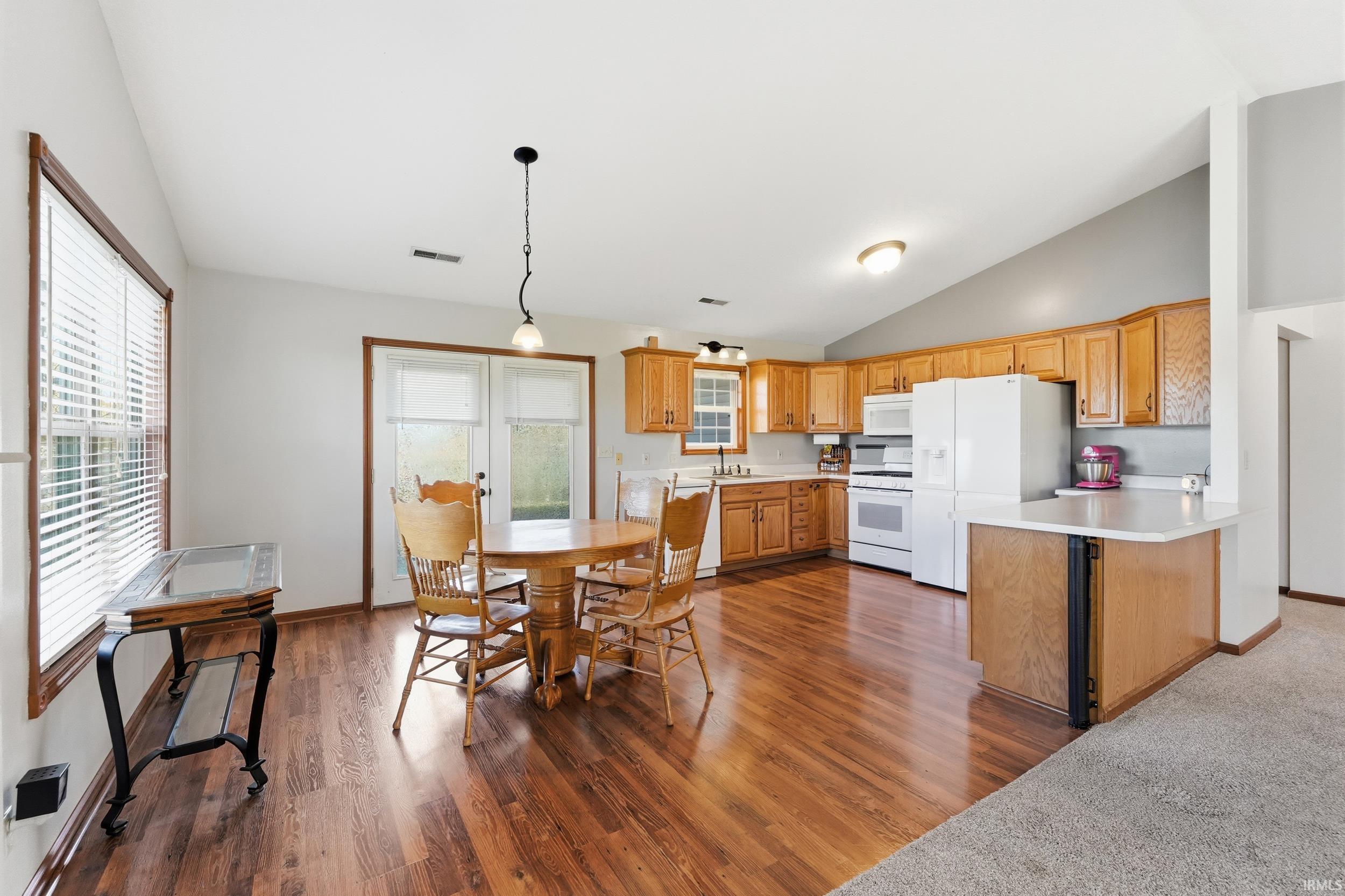 Photo 9 of 712 Taylor Lane