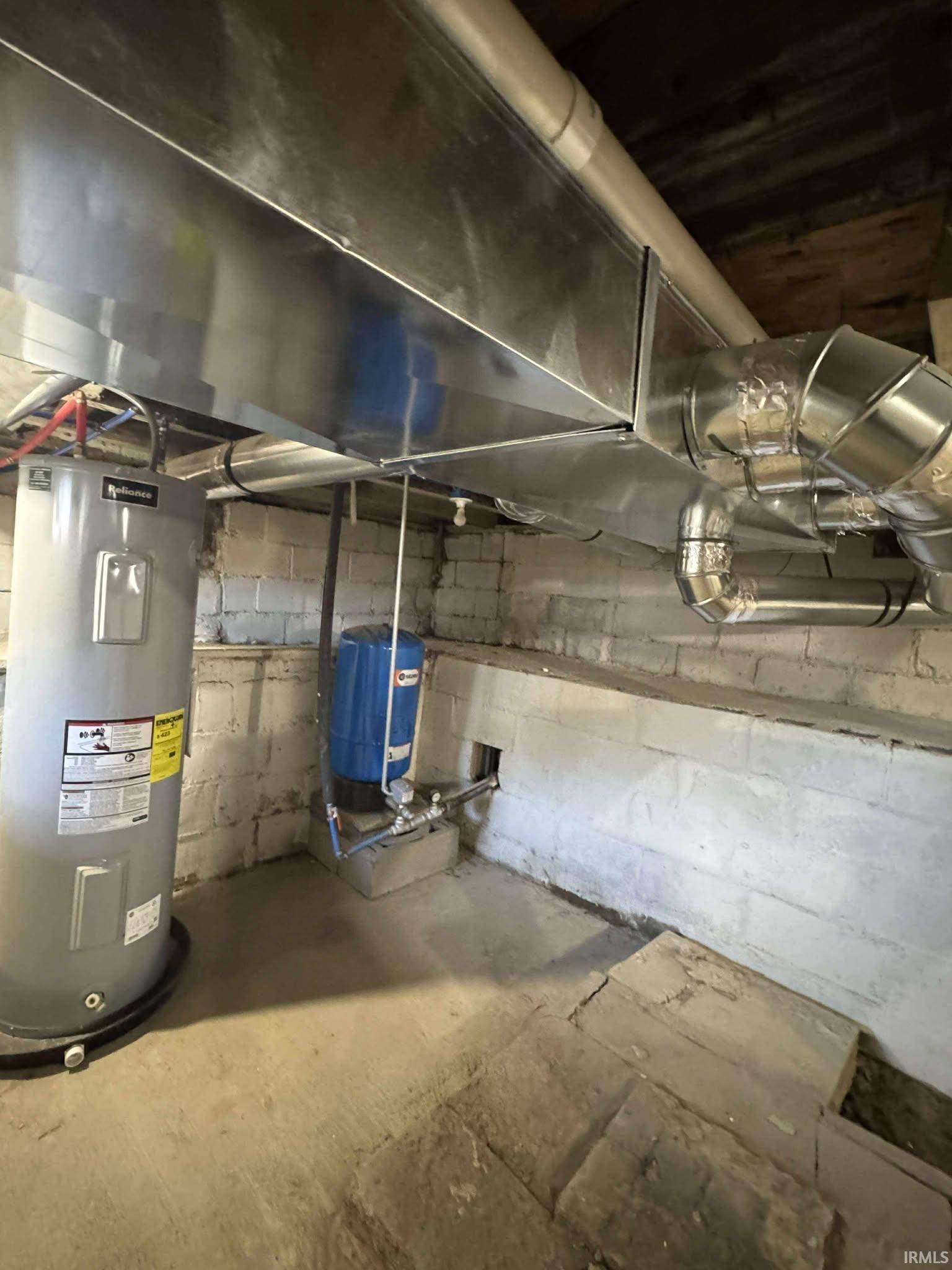 Photo 12 of 2564 S Lima Road