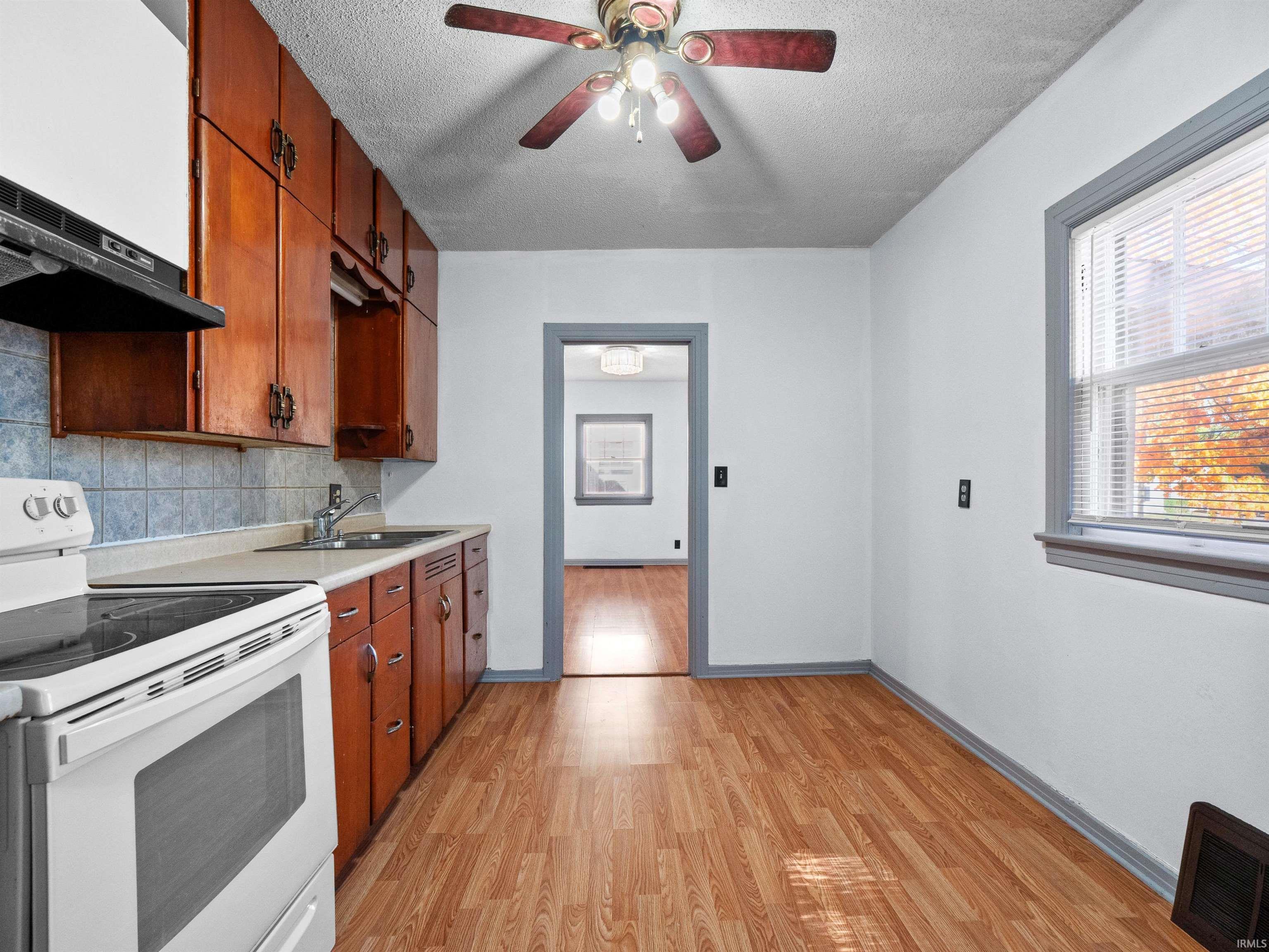 Photo 11 of 4408 Avondale Drive