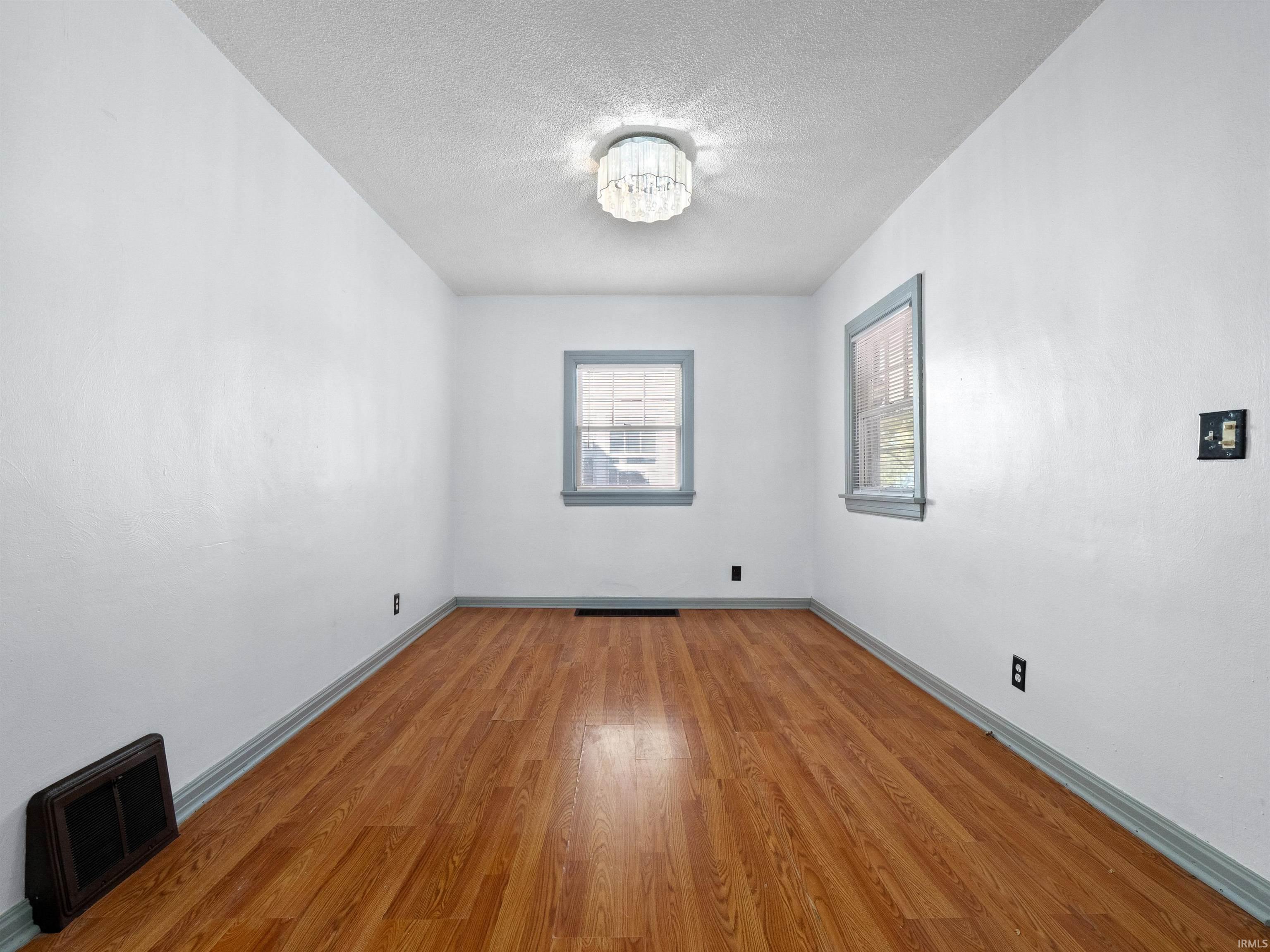 Photo 7 of 4408 Avondale Drive