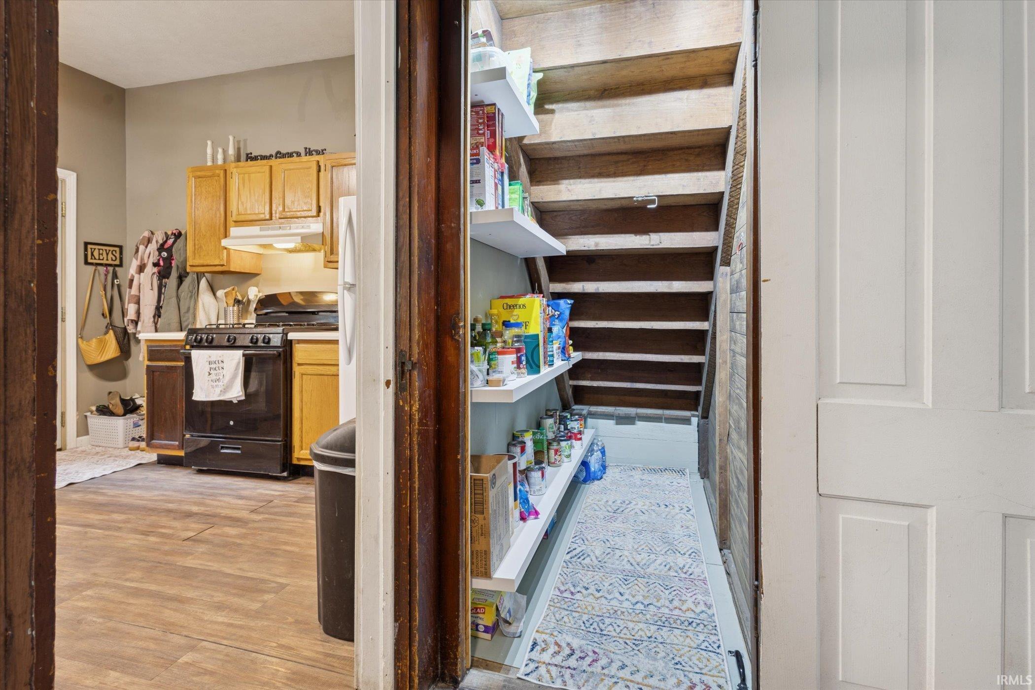 Photo 15 of 903 E Center Street