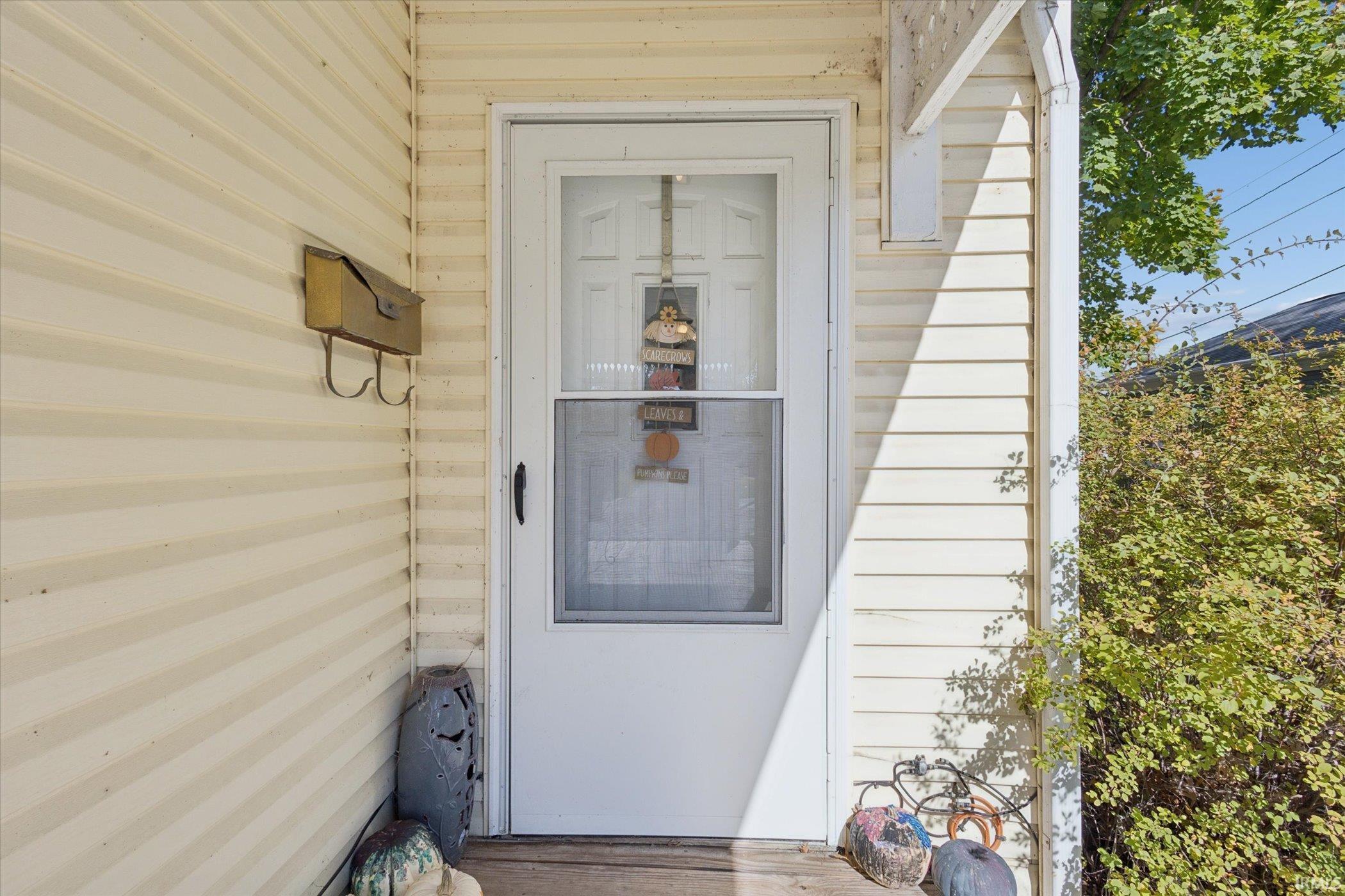 Photo 2 of 903 E Center Street