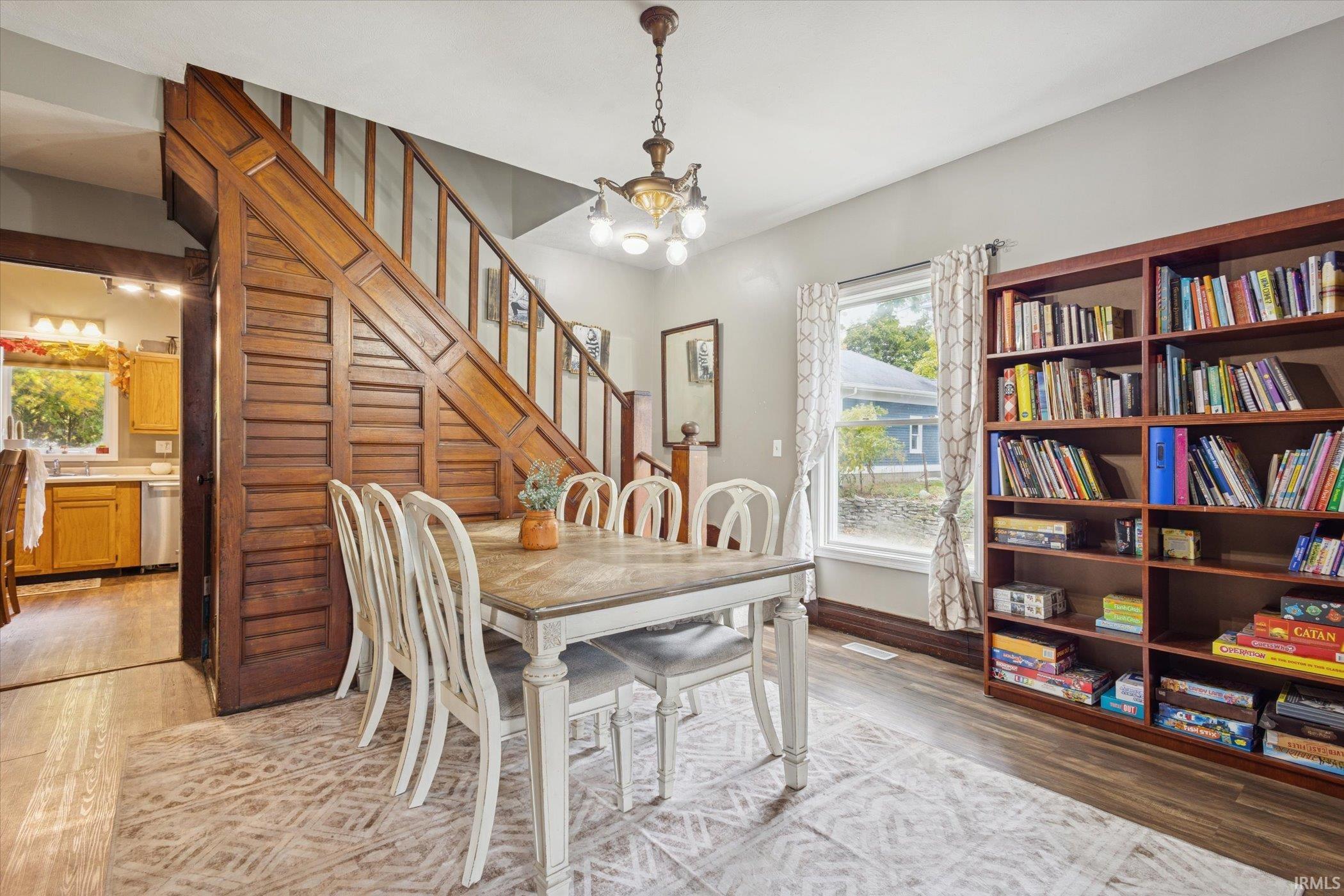 Photo 9 of 903 E Center Street