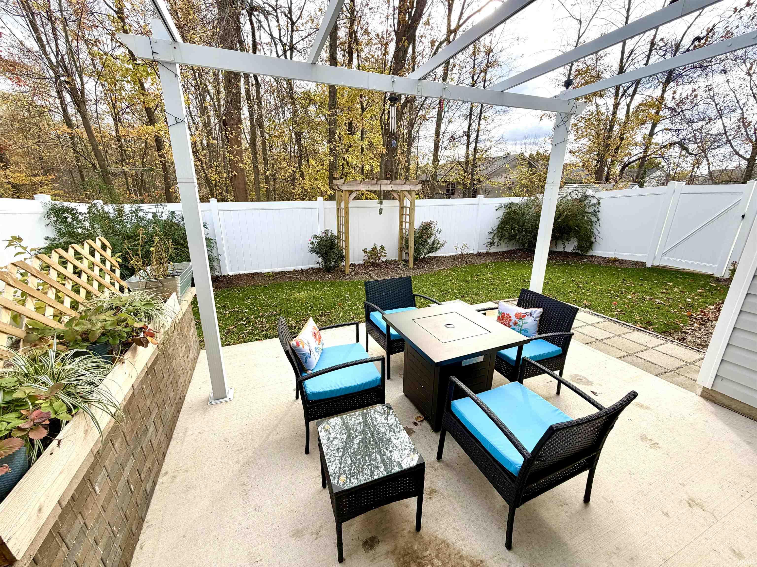 Photo 23 of 2105 Mcnair Lane