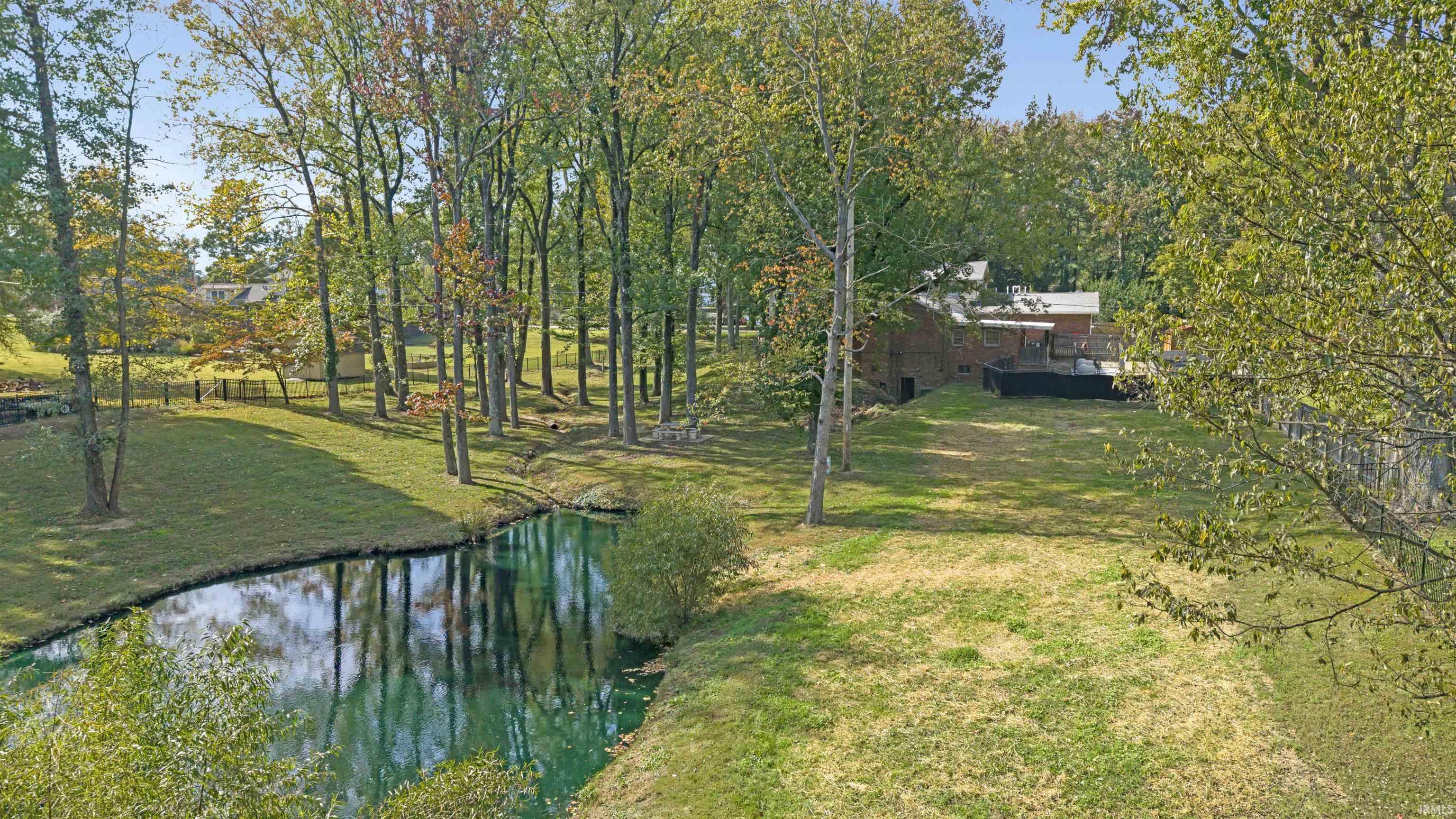 Homes for sale in Newburgh, IN | 5266 Martin Rd, Newburgh, IN 47630 | MLS# 202542820