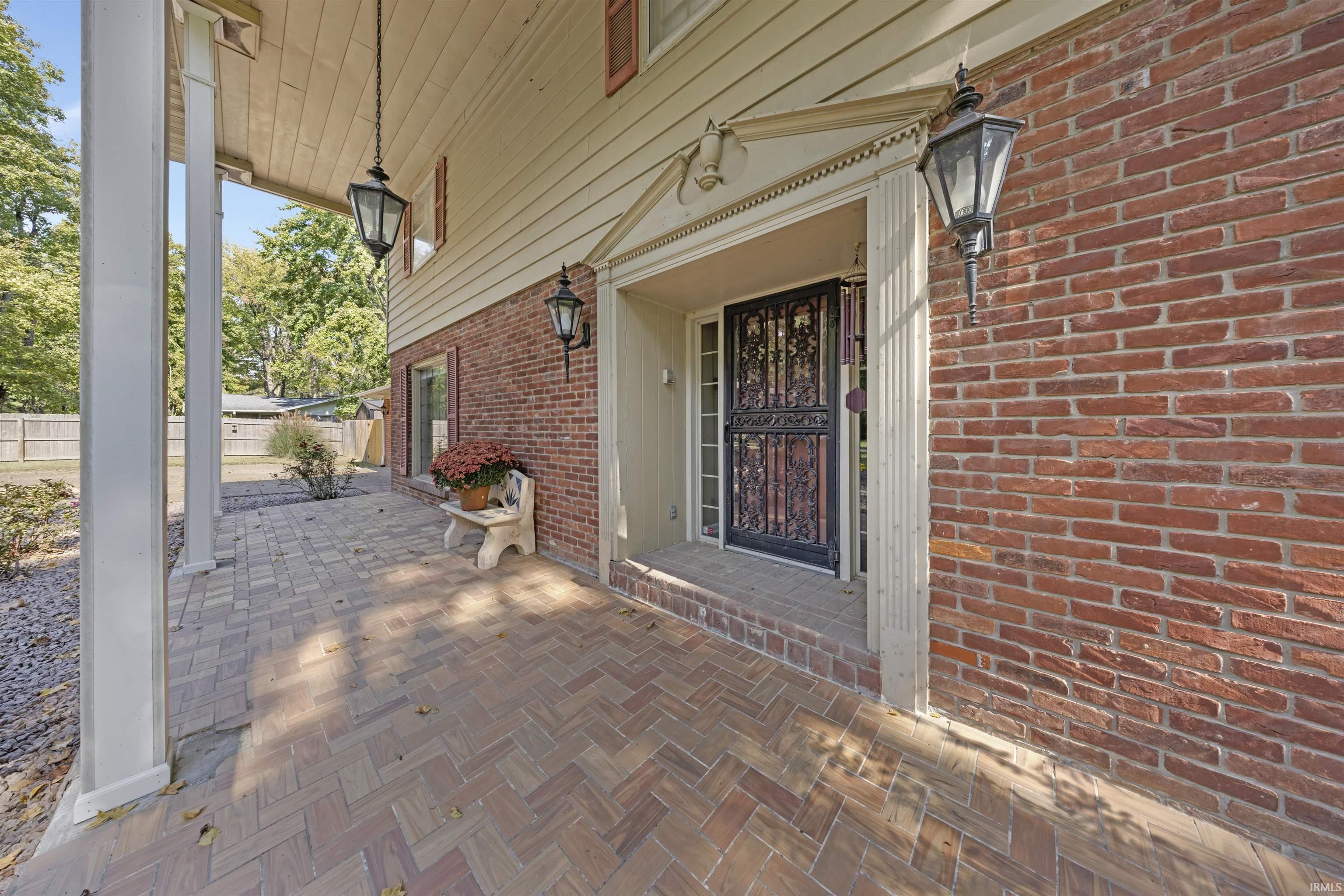 Homes for sale in Newburgh, IN | 5266 Martin Rd, Newburgh, IN 47630 | MLS# 202542820