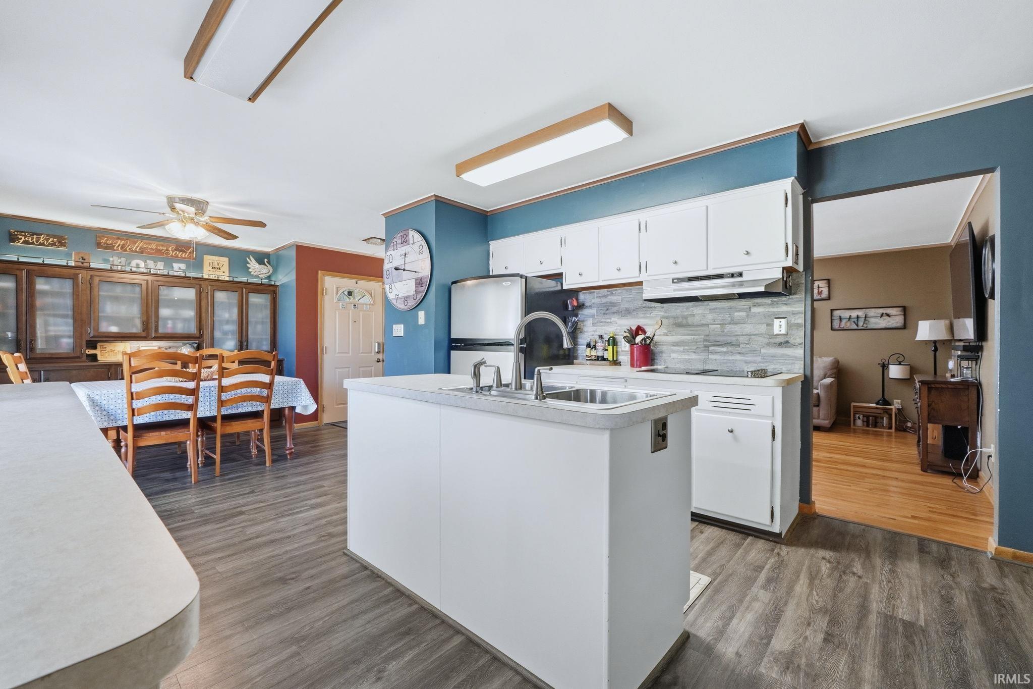 Photo 14 of 1233 Kenwood Ave