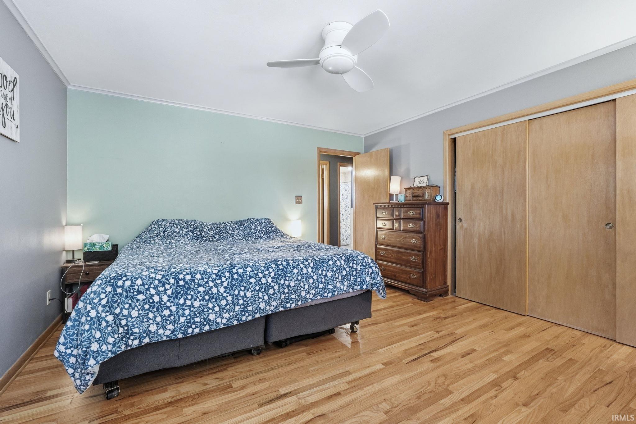 Photo 17 of 1233 Kenwood Ave